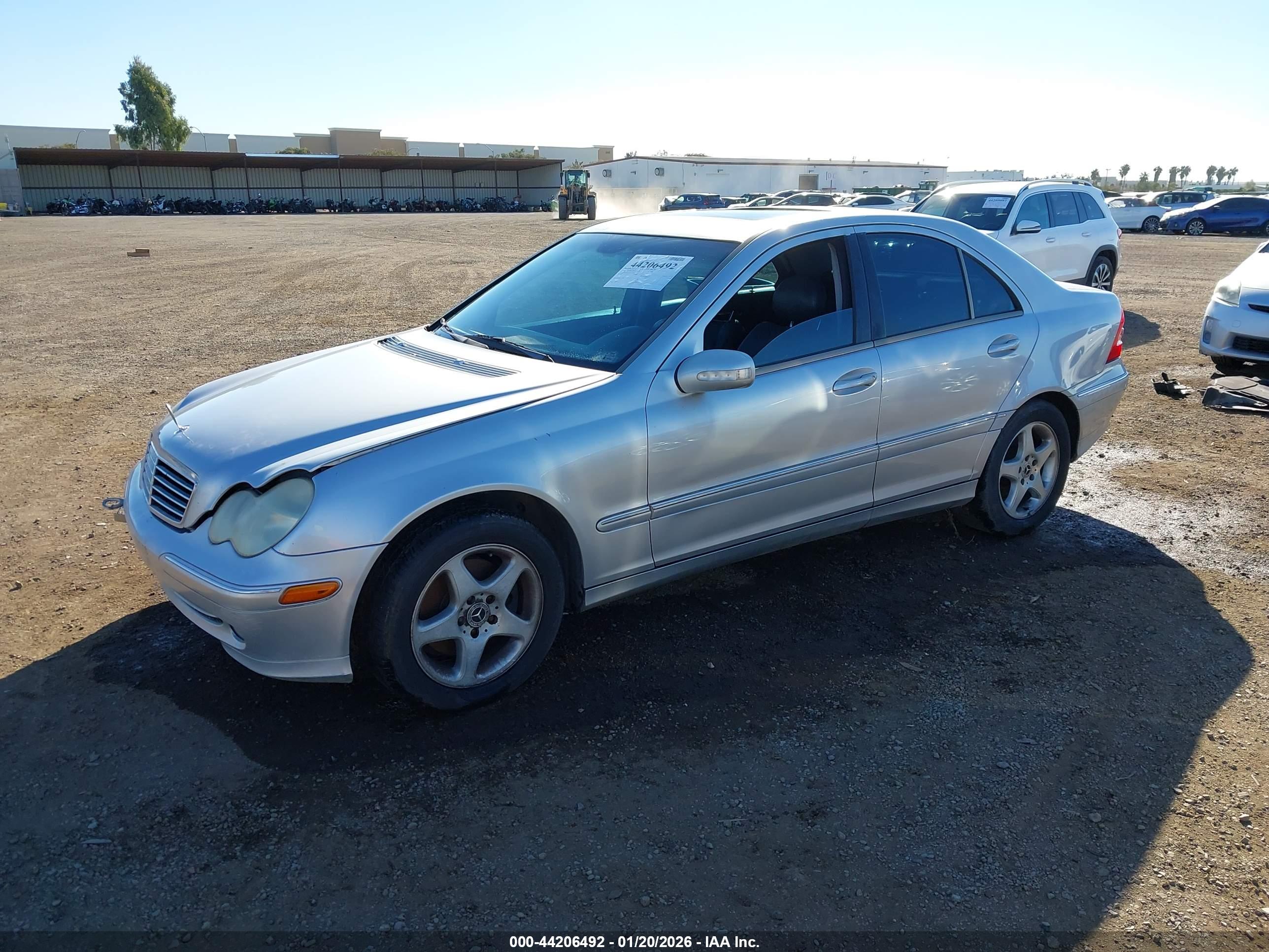 MERCEDES-BENZ C image 2