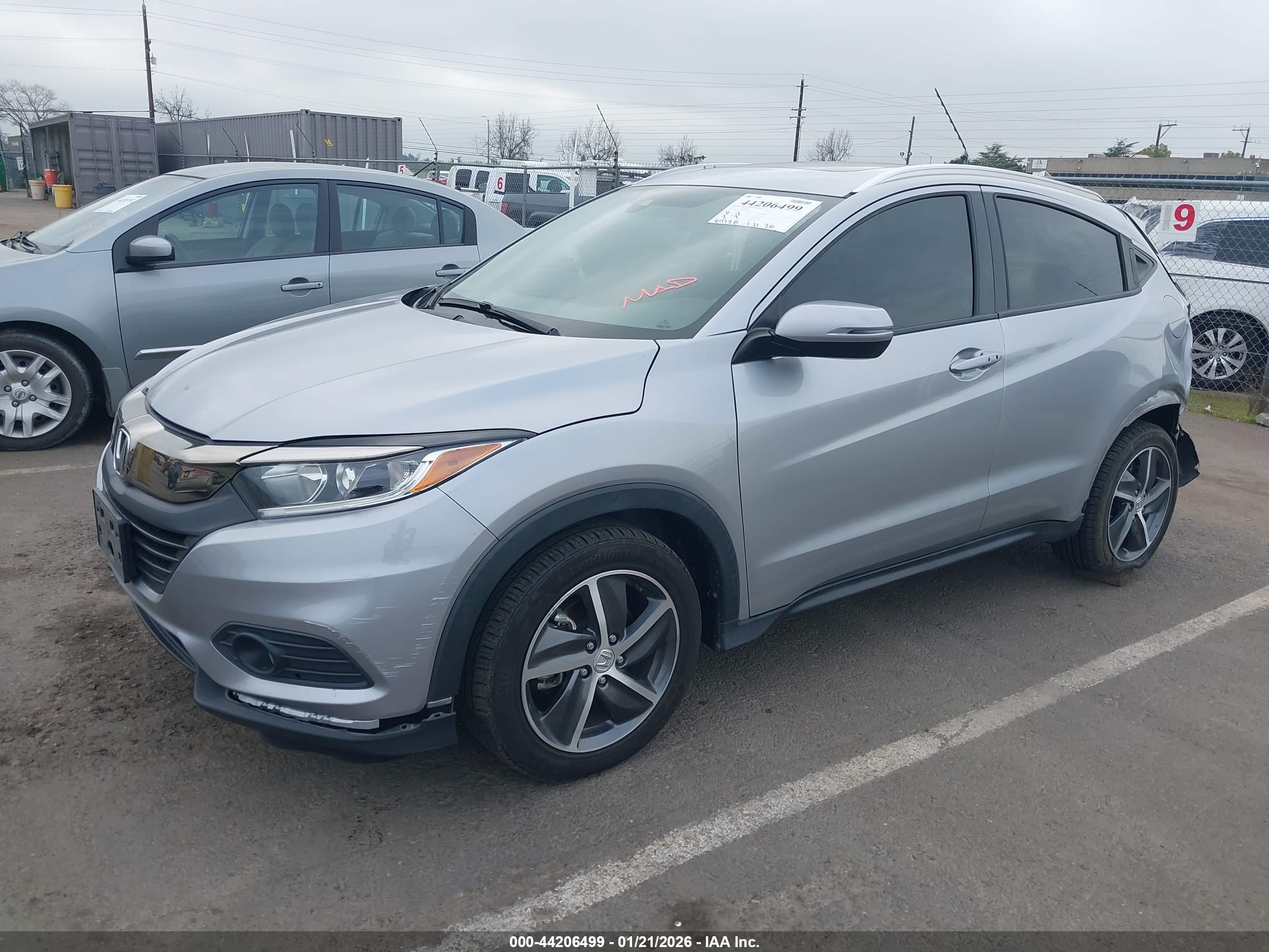 HONDA HR-V image 2