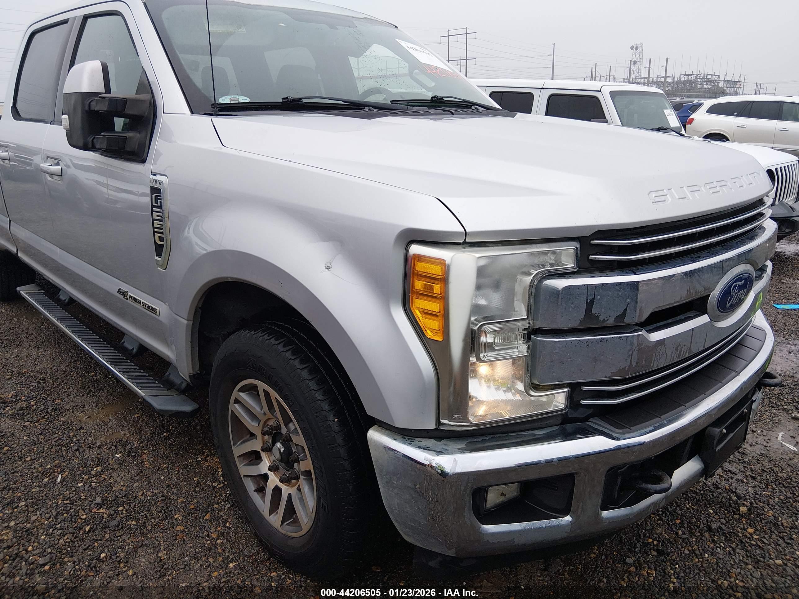 FORD F-250 image 6