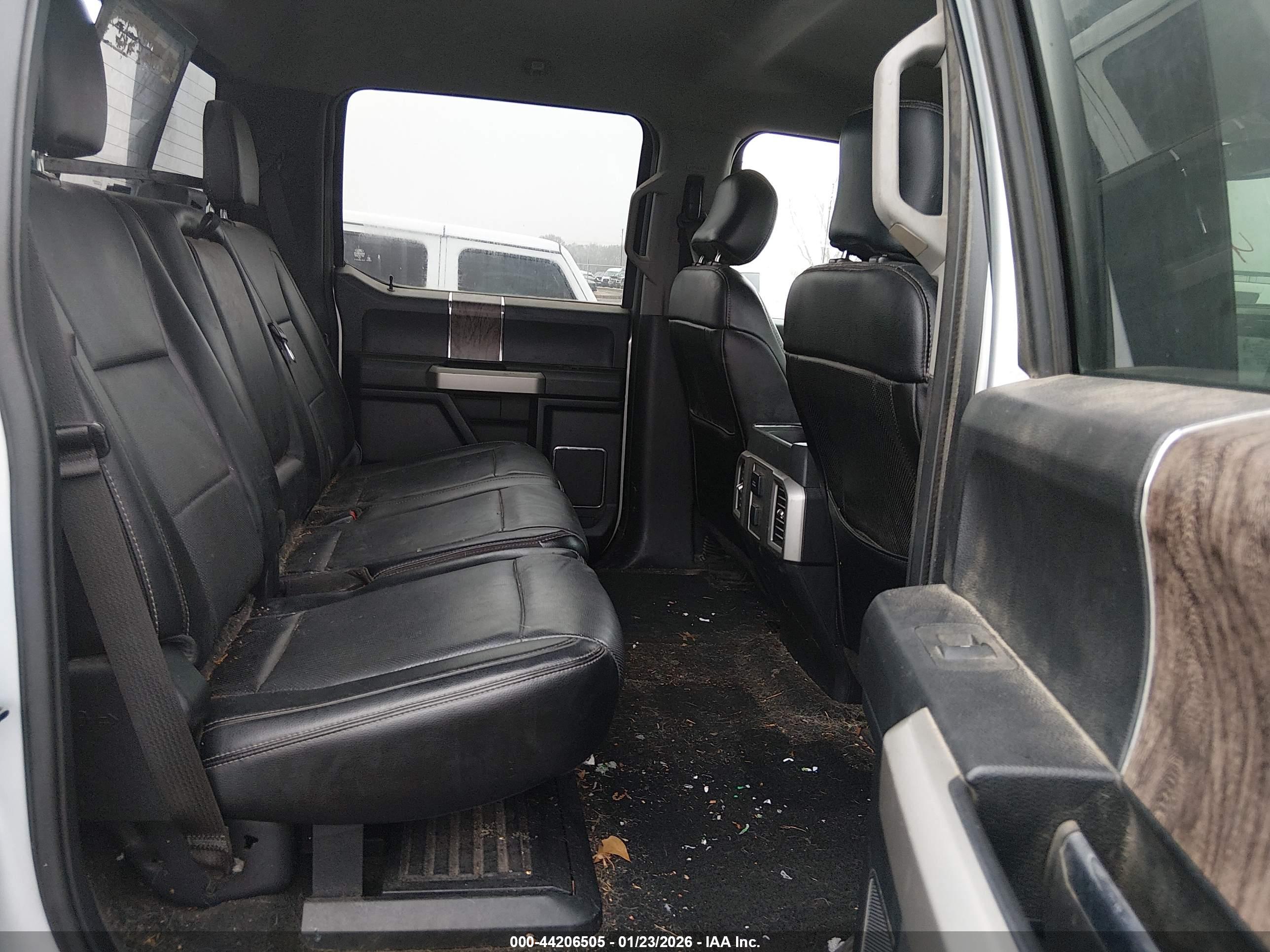 FORD F-250 image 8