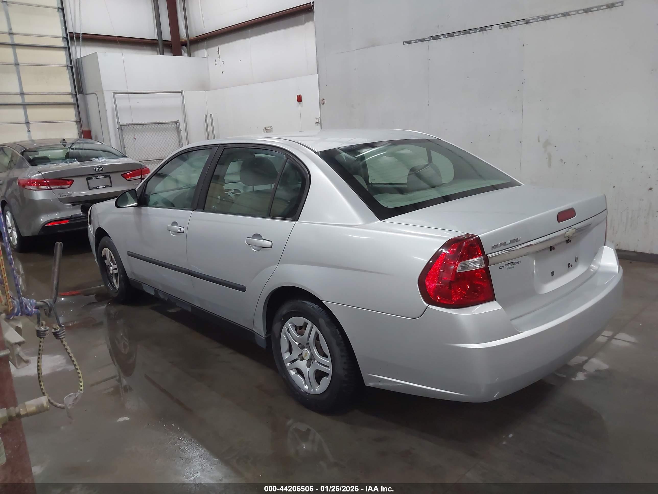 CHEVROLET MALIBU image 3