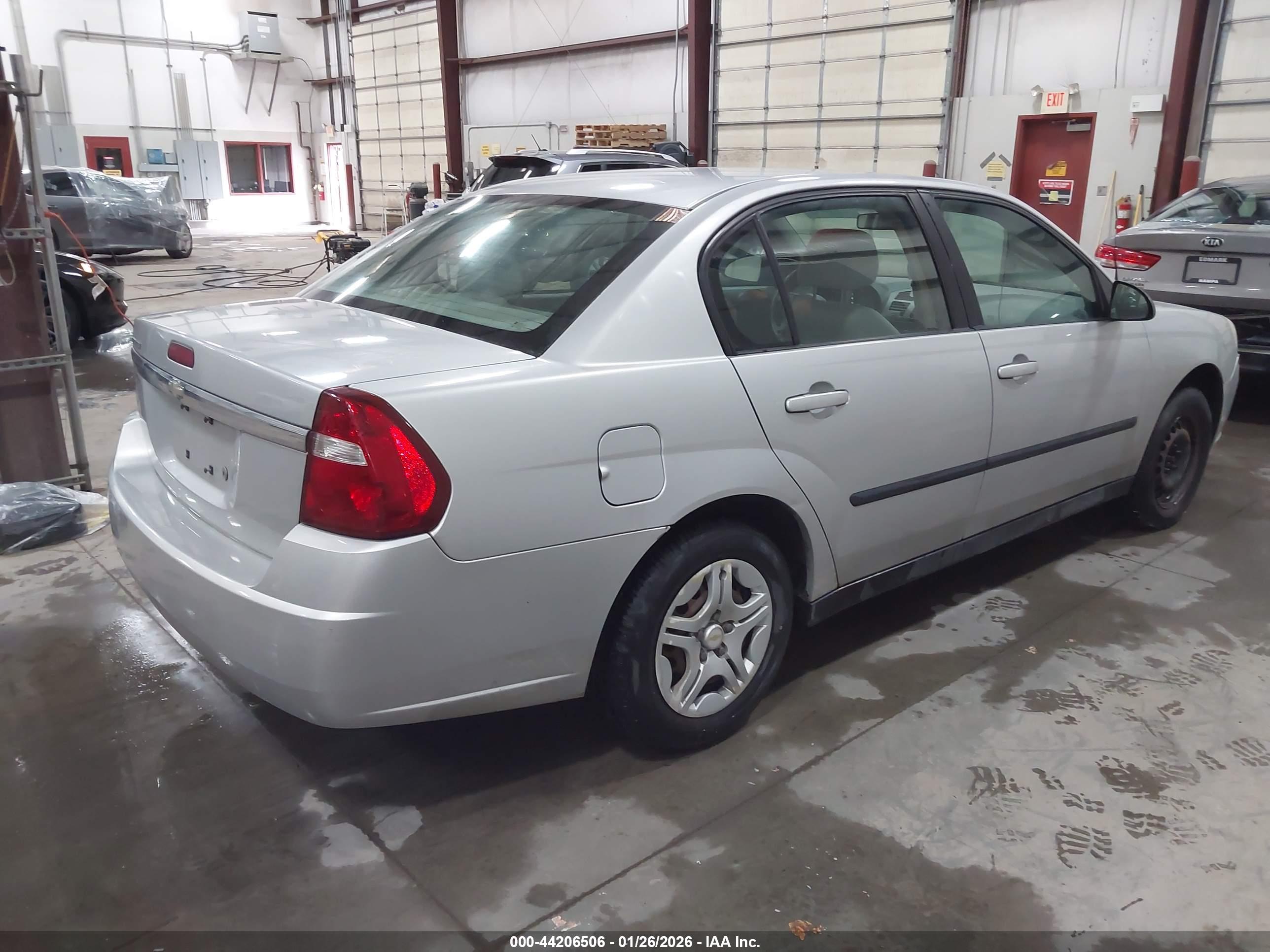CHEVROLET MALIBU image 4