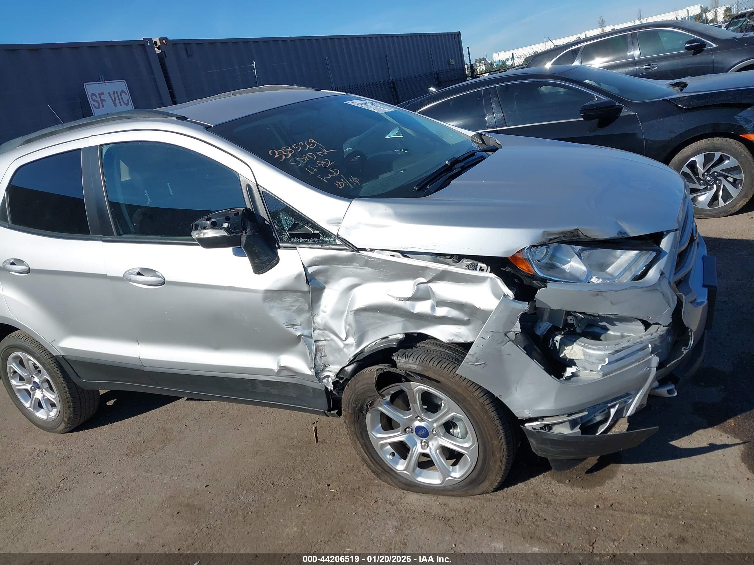 FORD ECOSPORT image 6