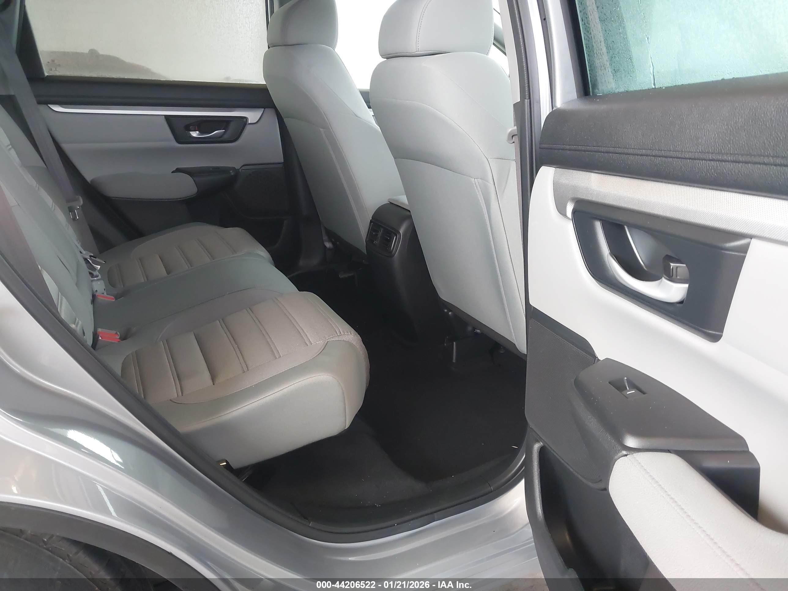 HONDA CR-V image 8