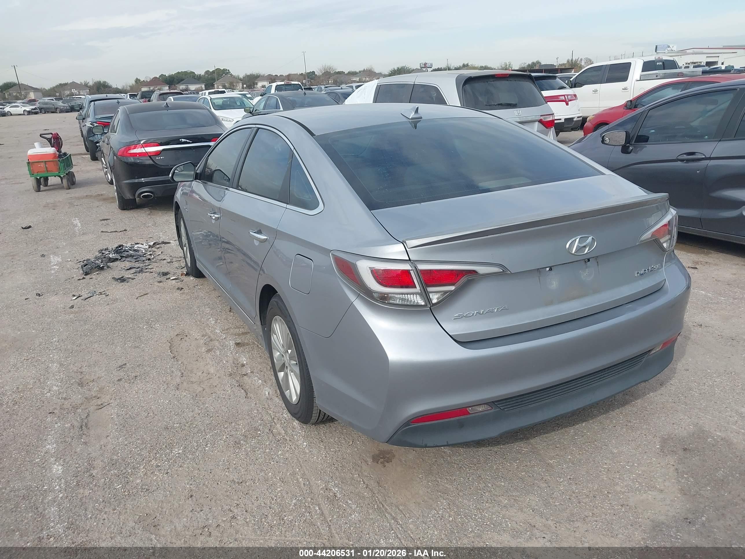 HYUNDAI SONATA image 3