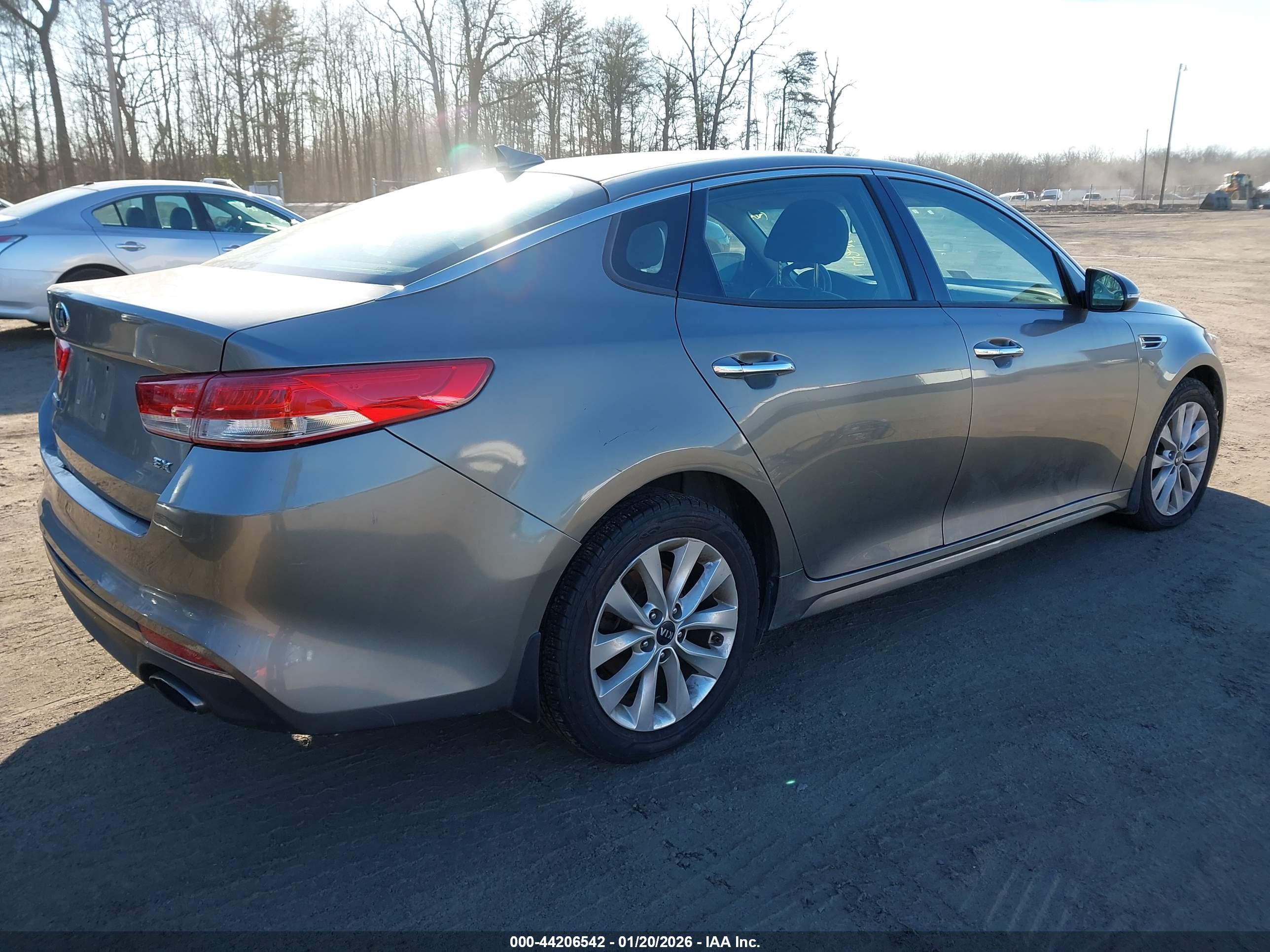 KIA OPTIMA image 4
