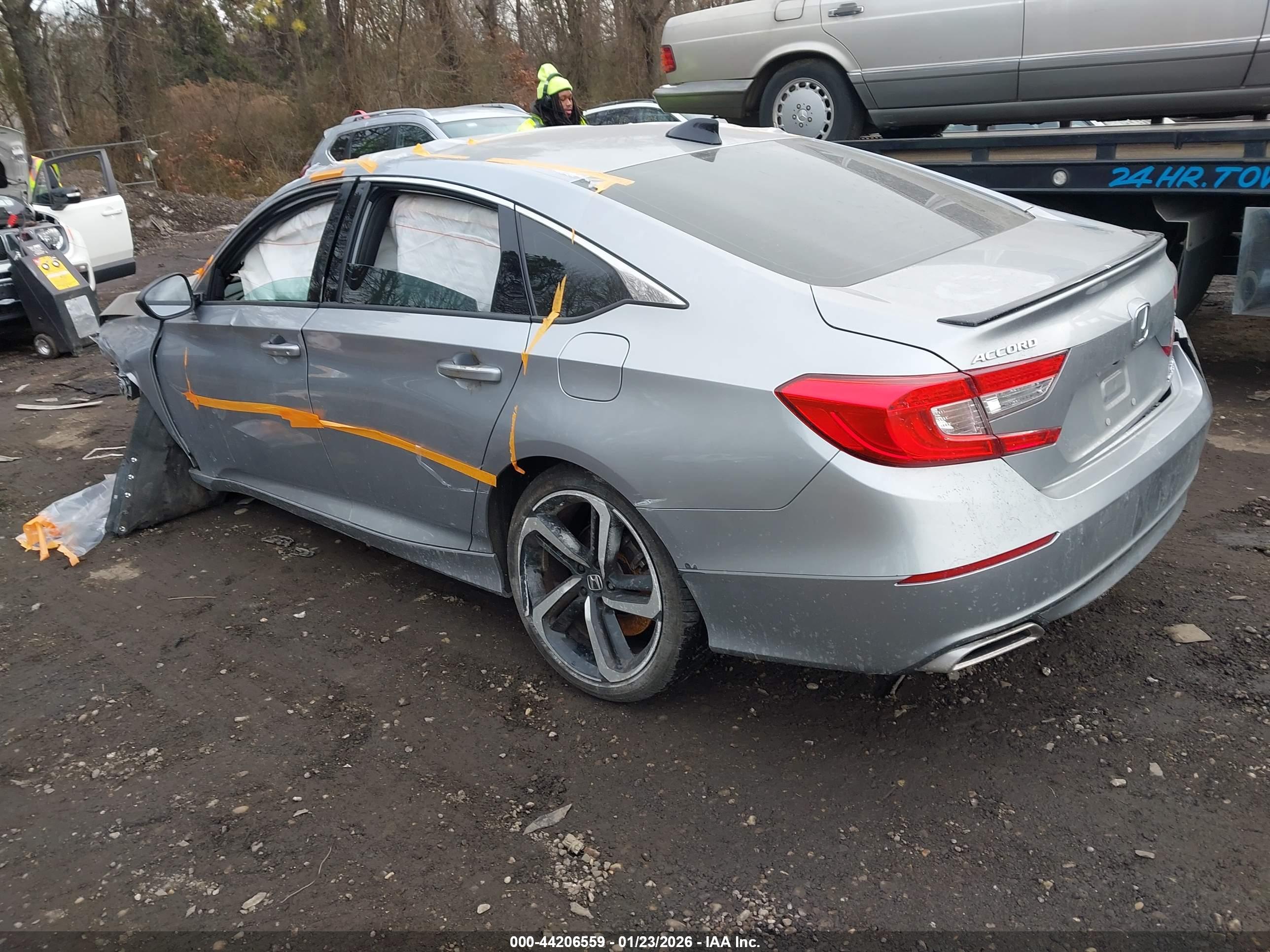 HONDA ACCORD image 3