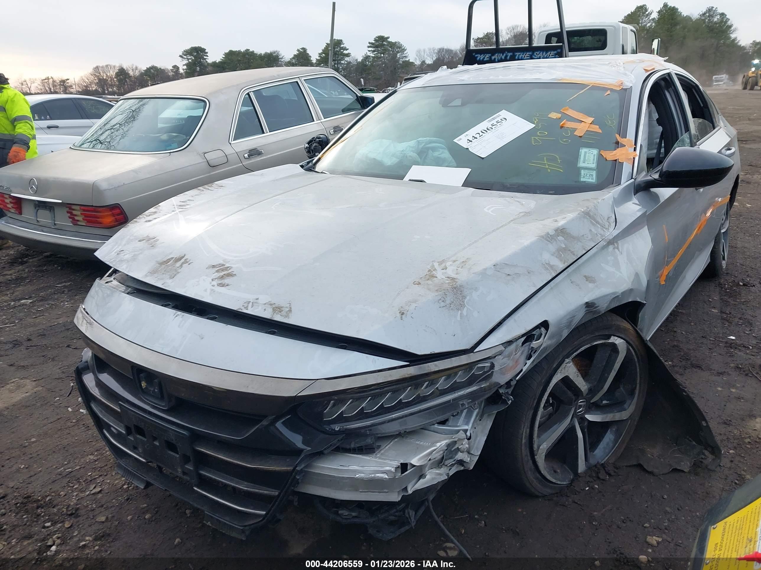 HONDA ACCORD image 6
