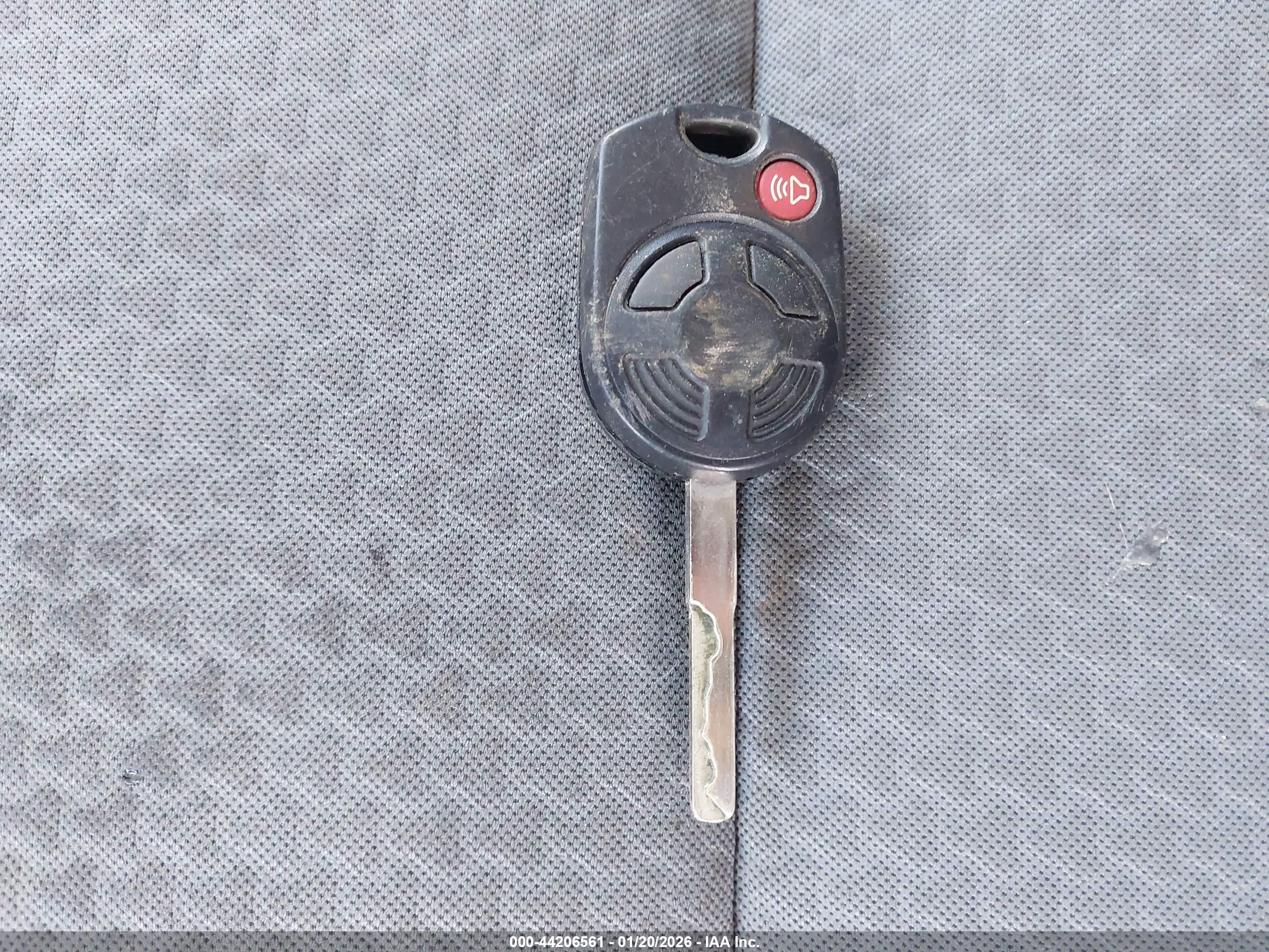 FORD ESCAPE image 11