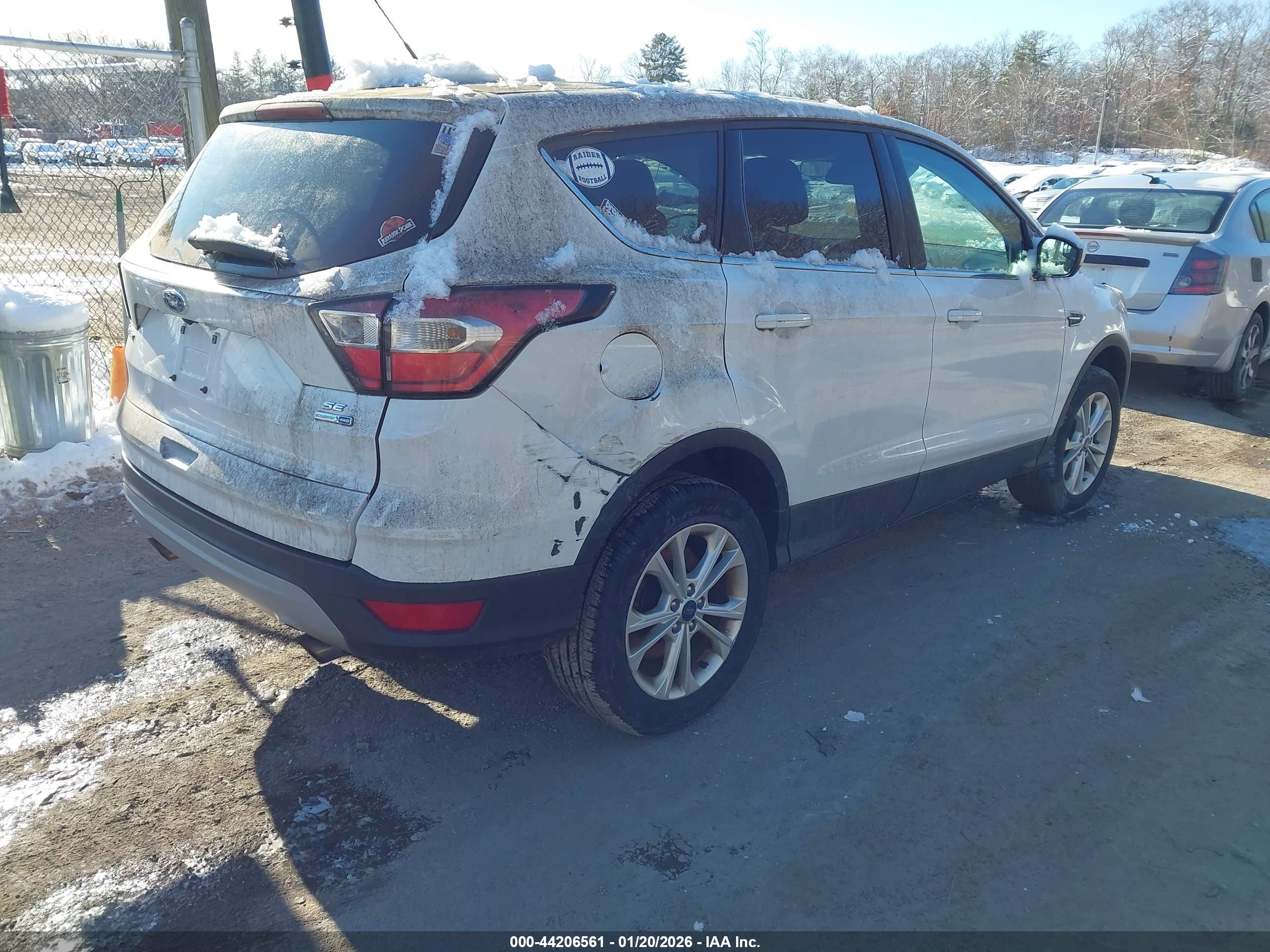 FORD ESCAPE image 4