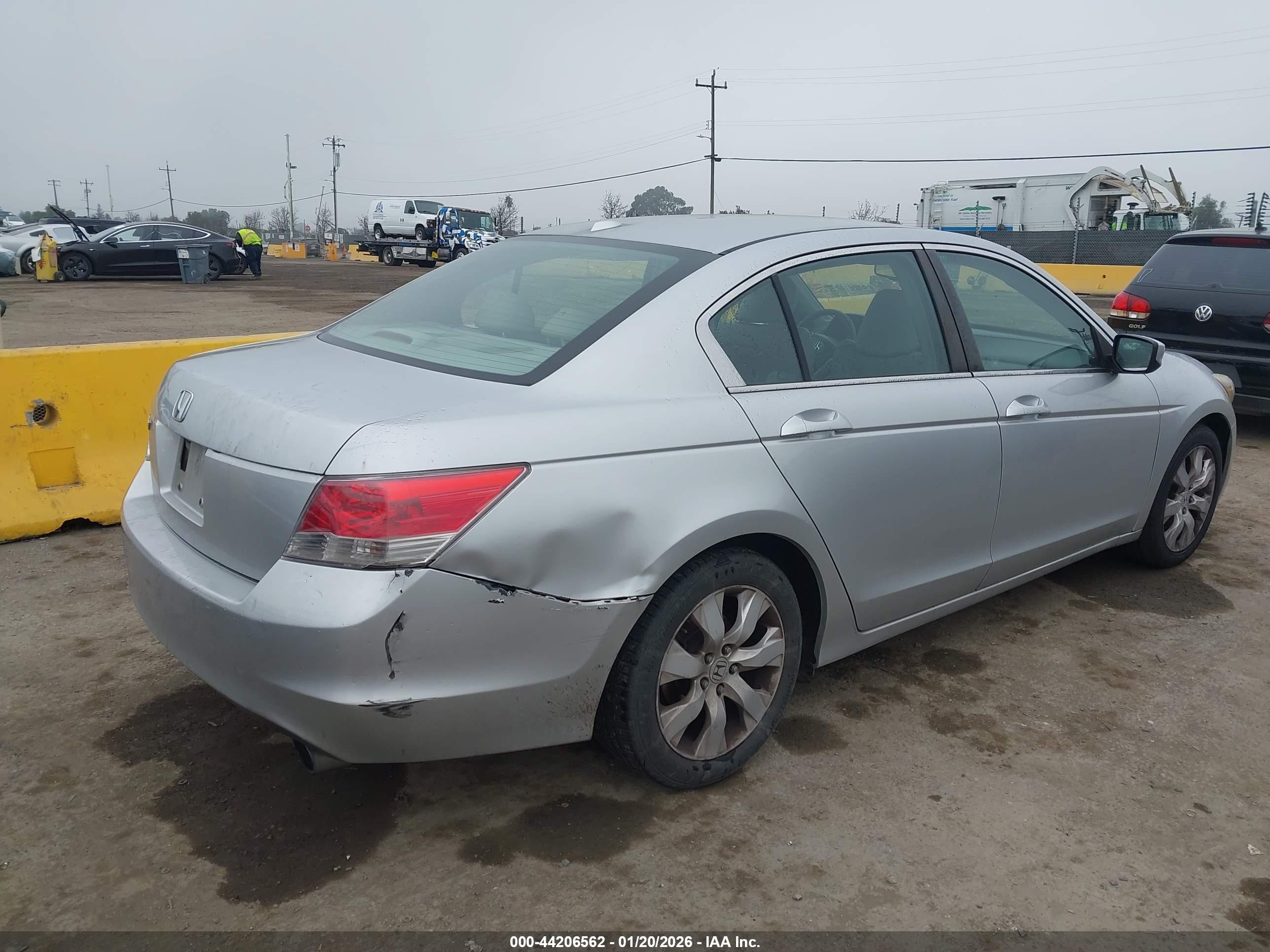 HONDA ACCORD image 4