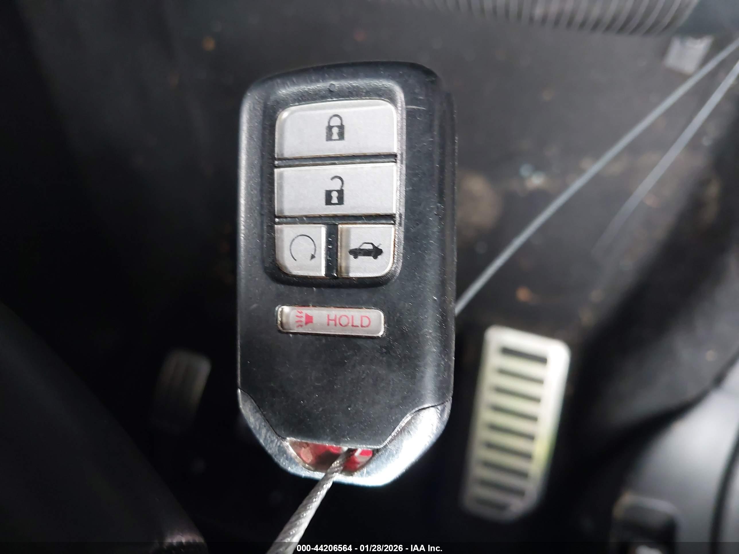 HONDA ACCORD image 11