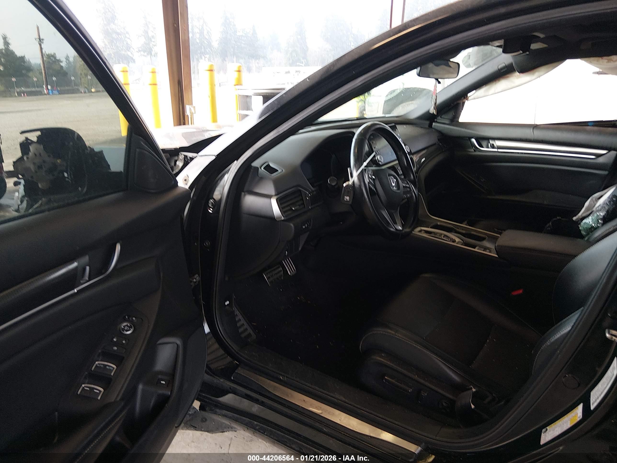 HONDA ACCORD image 5