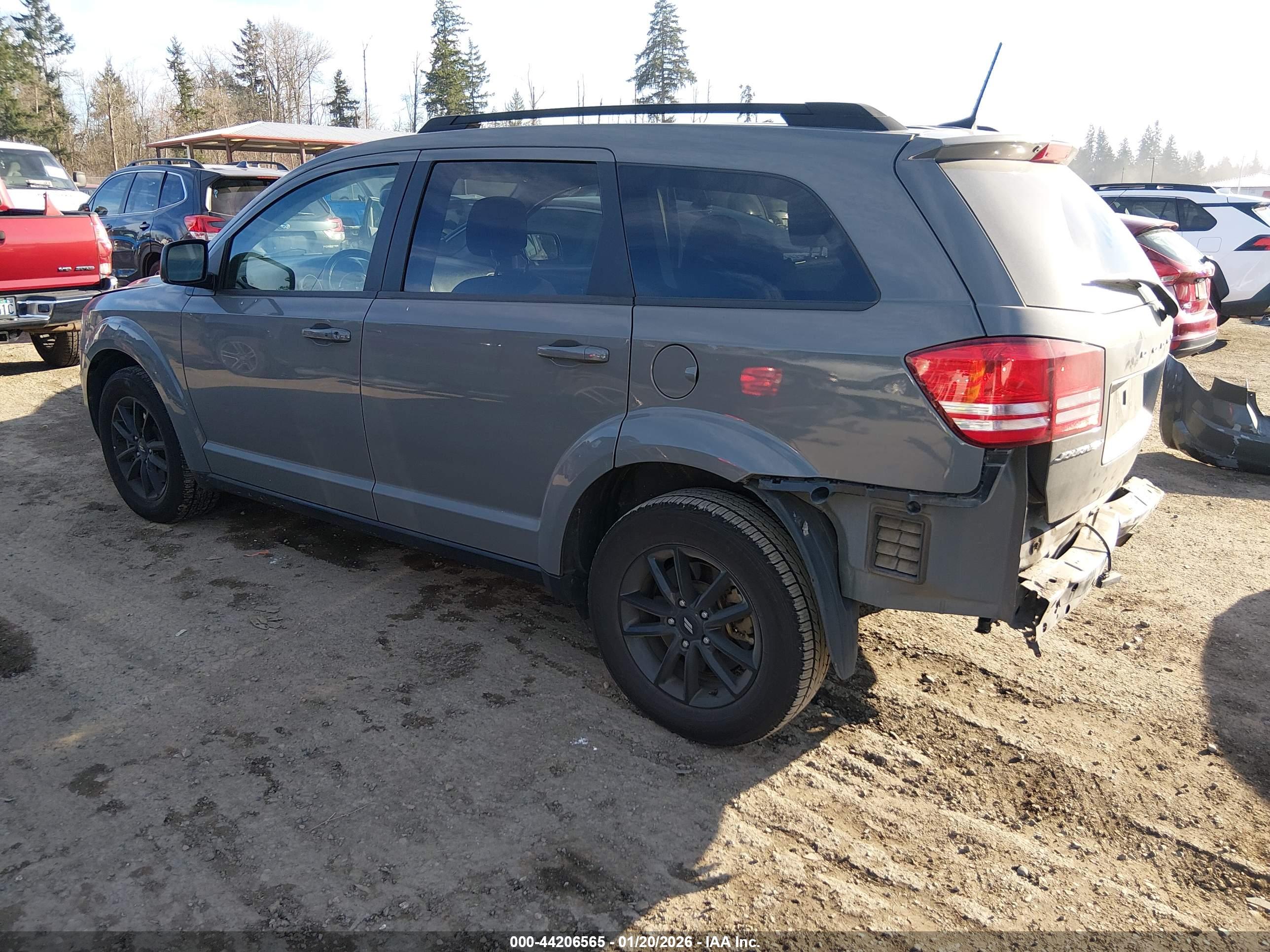 DODGE JOURNEY image 3