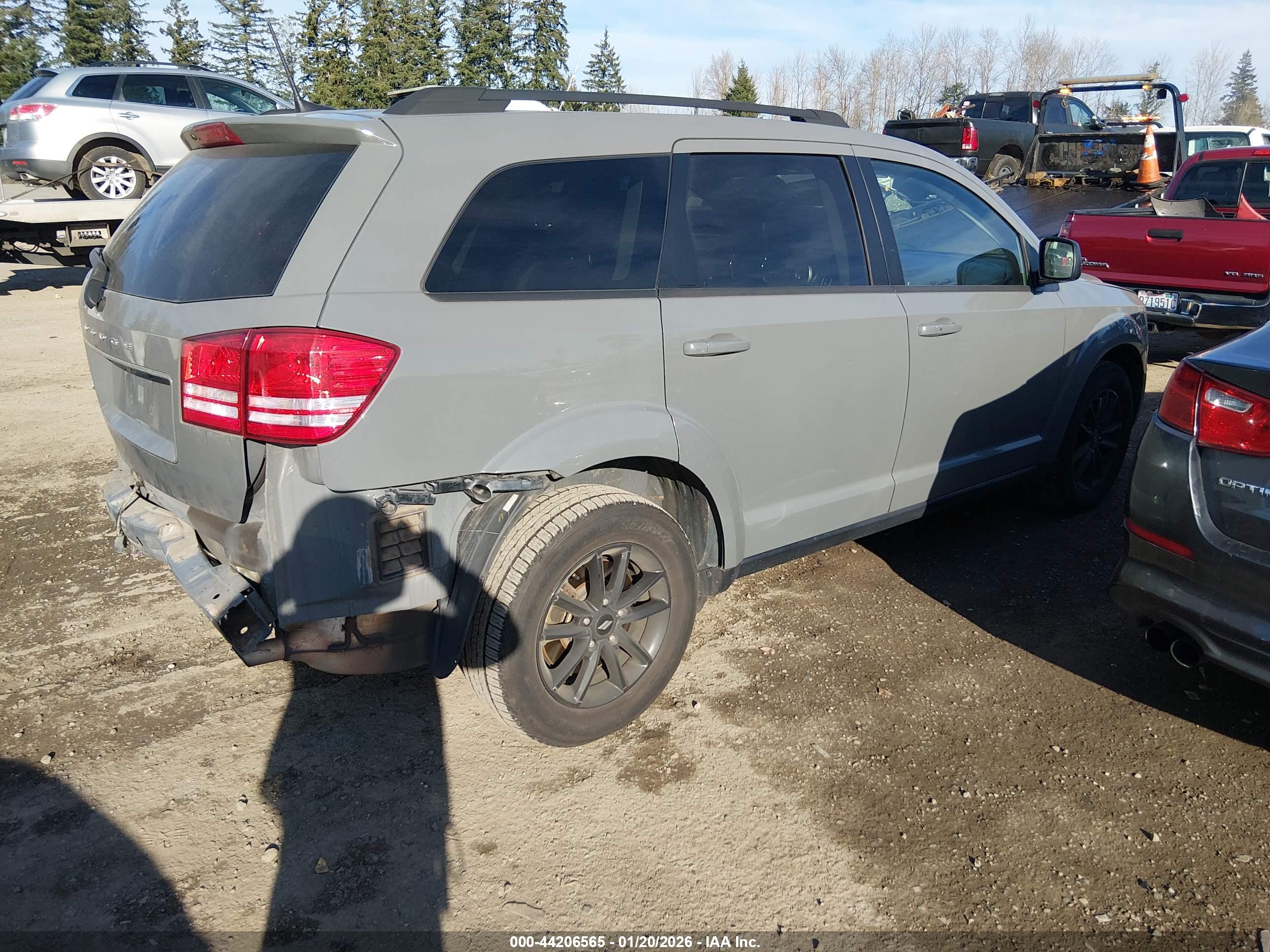 DODGE JOURNEY image 4