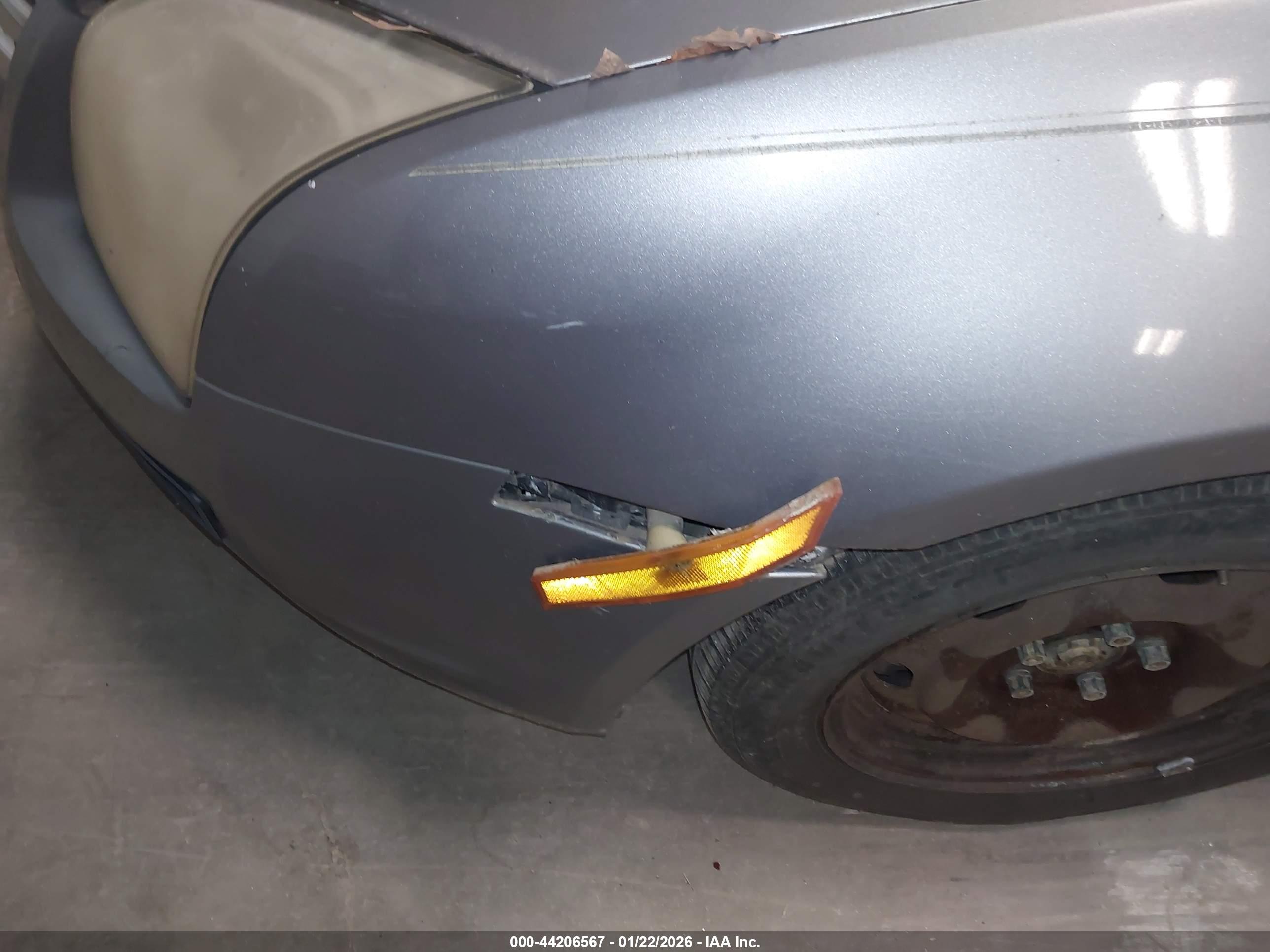 FORD FUSION image 6