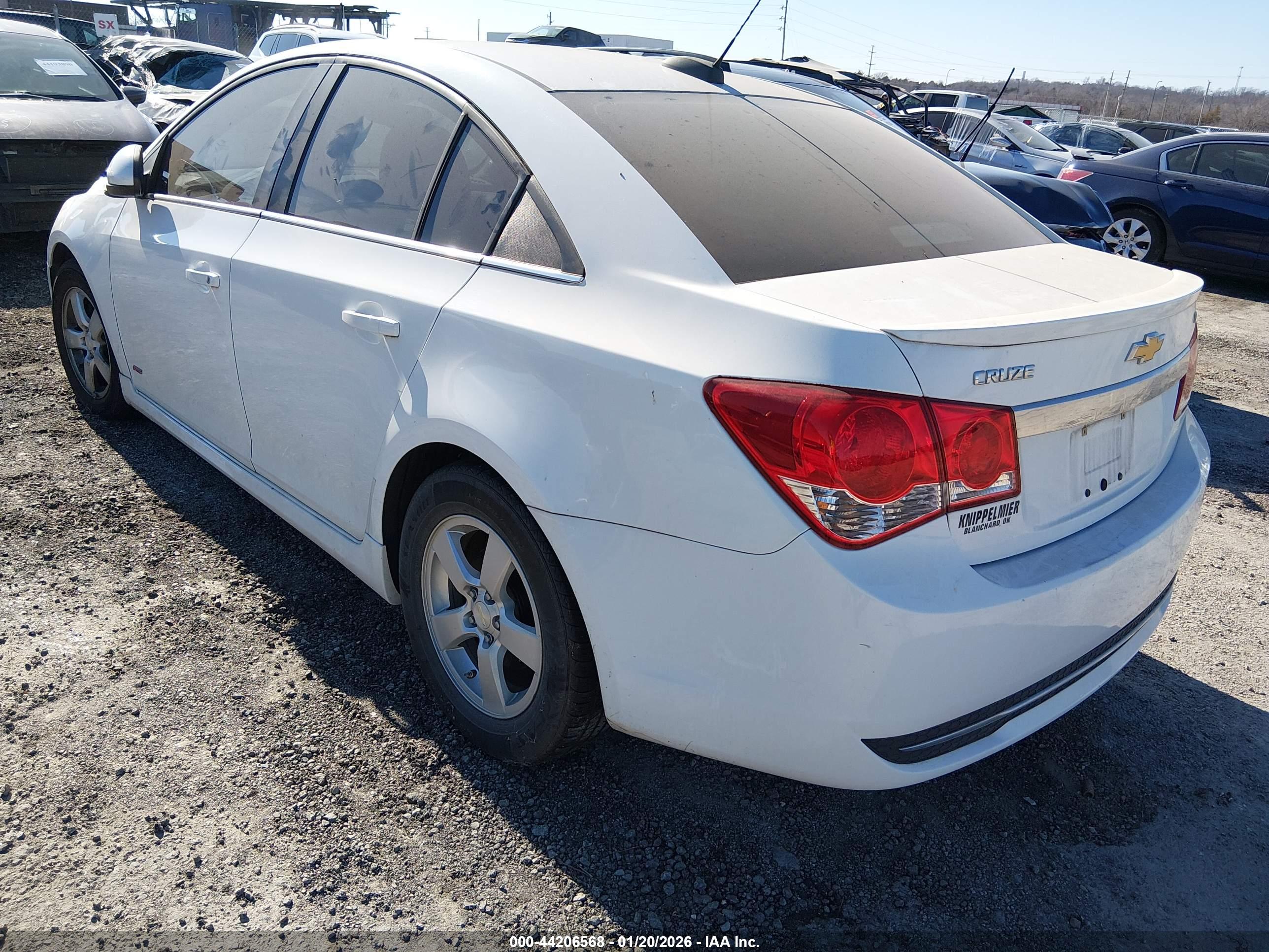 CHEVROLET CRUZE image 3