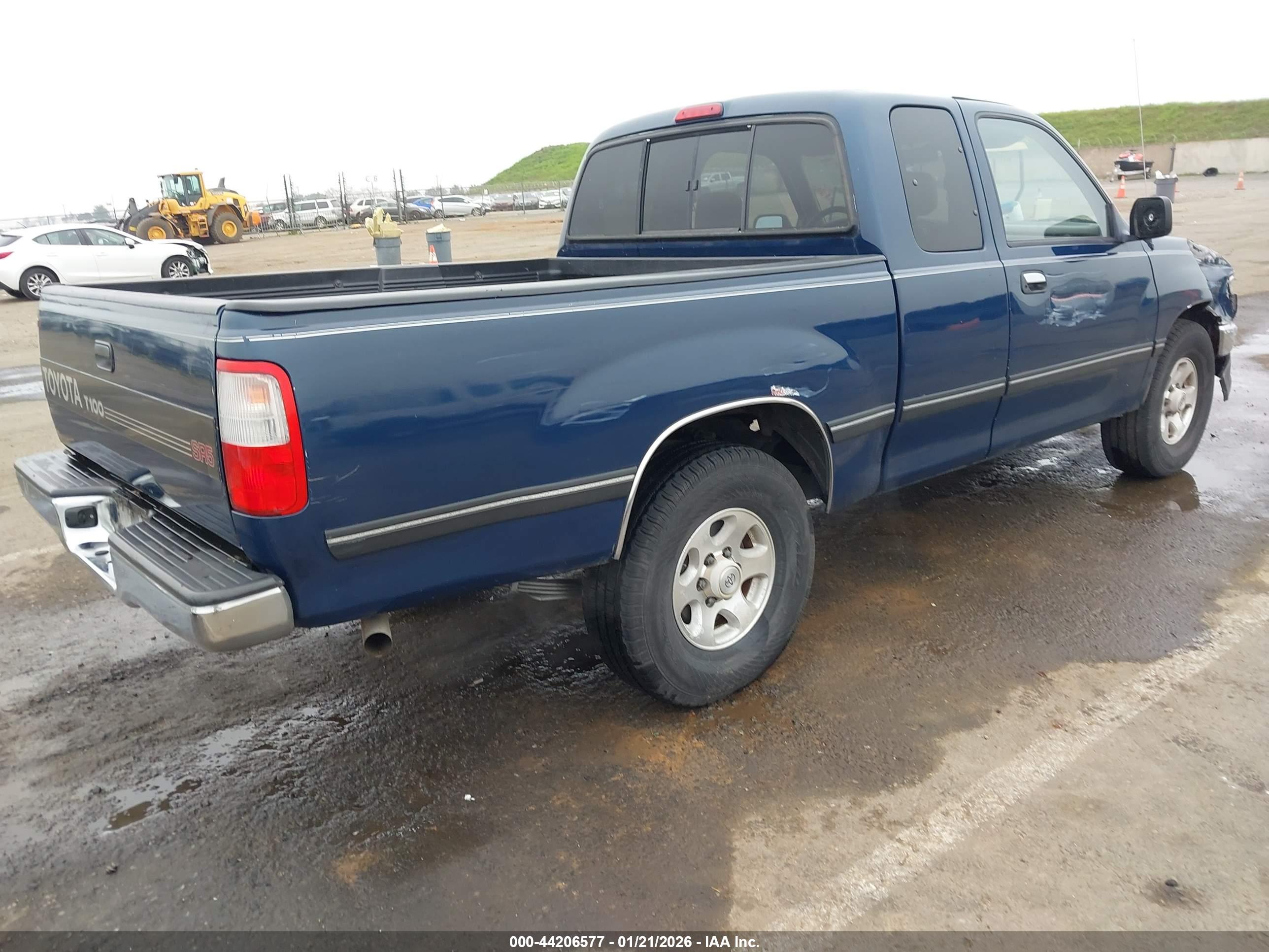 TOYOTA T100 image 4