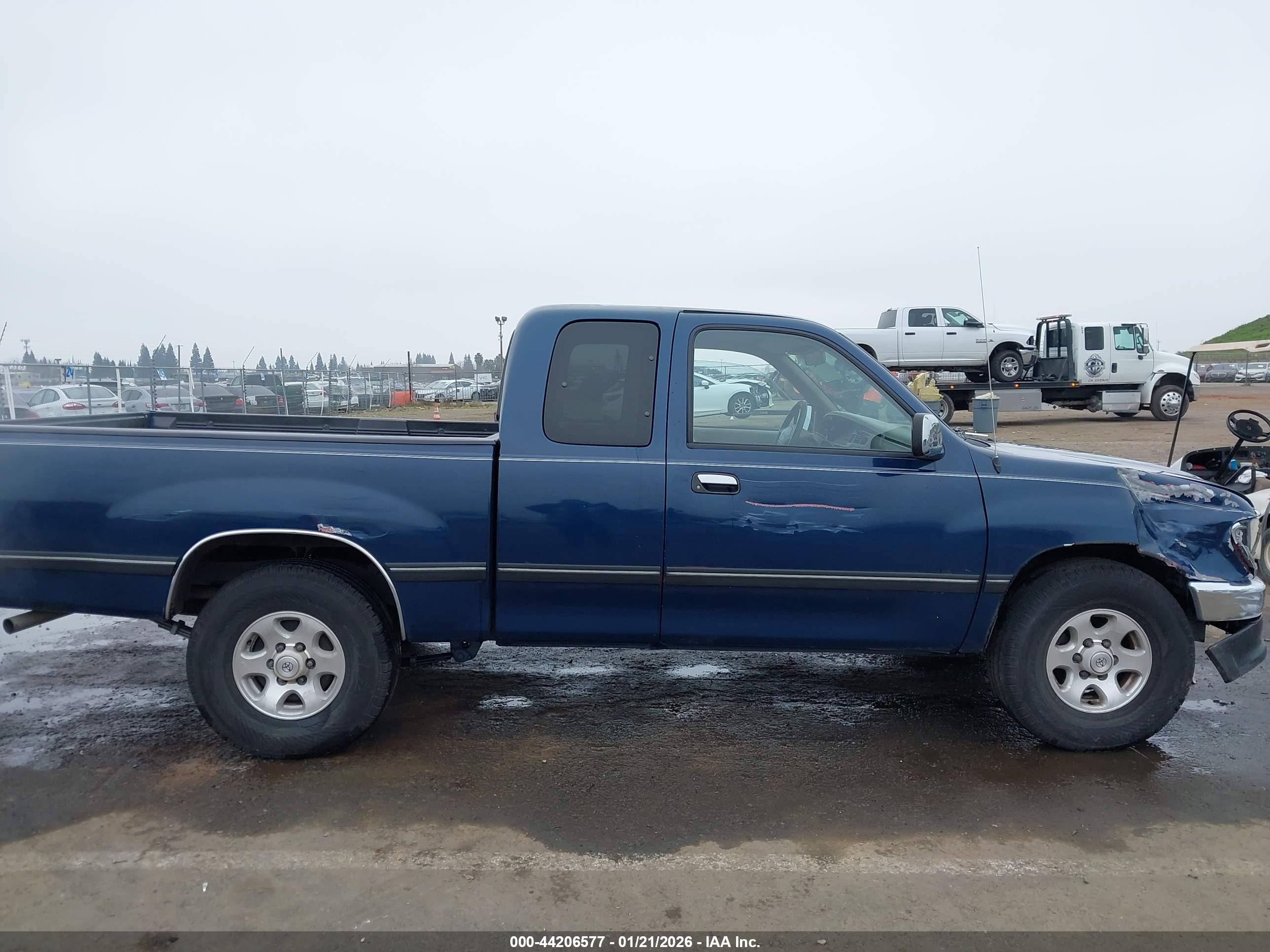 TOYOTA T100 image 6