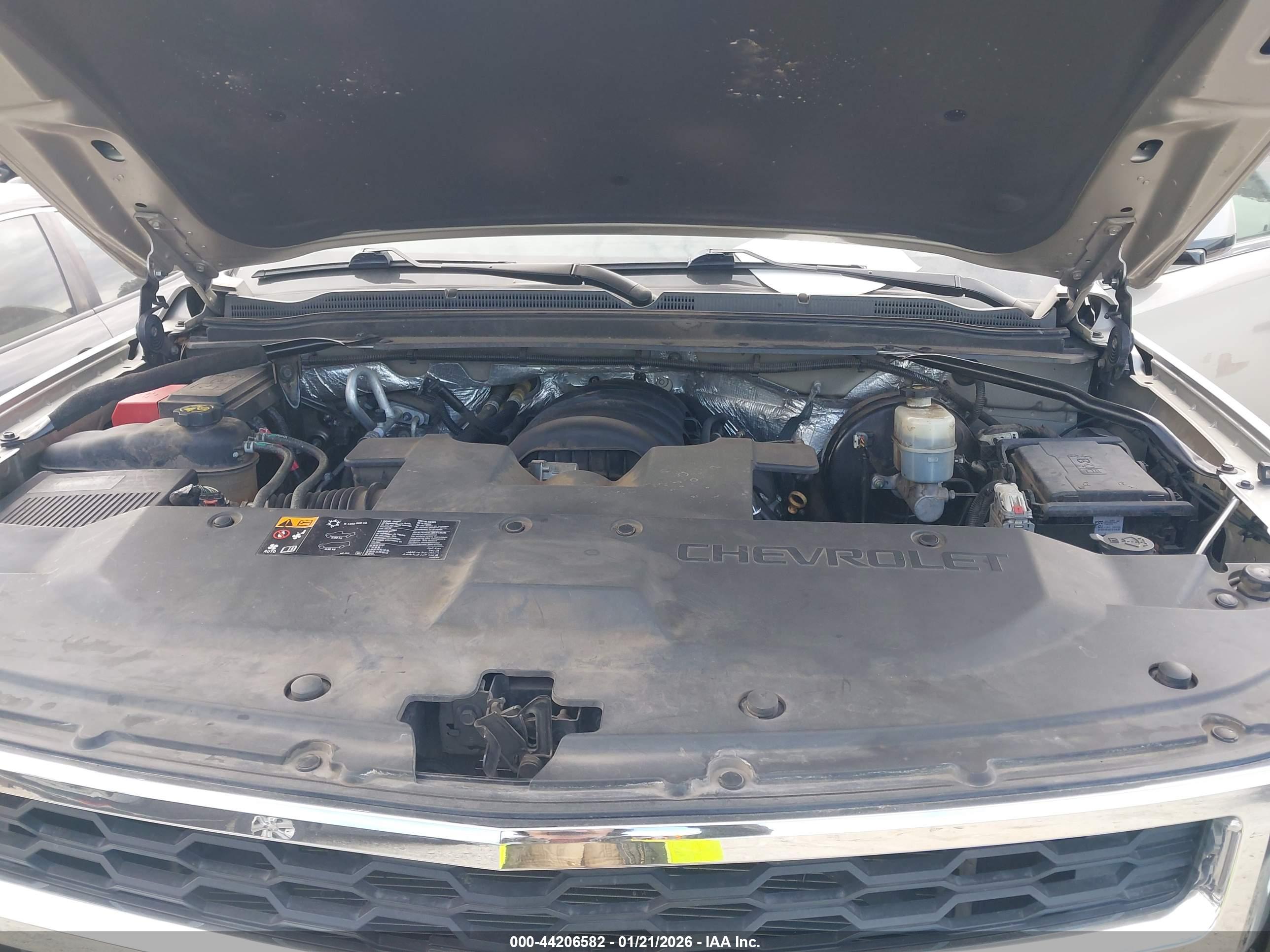 CHEVROLET TAHOE image 10