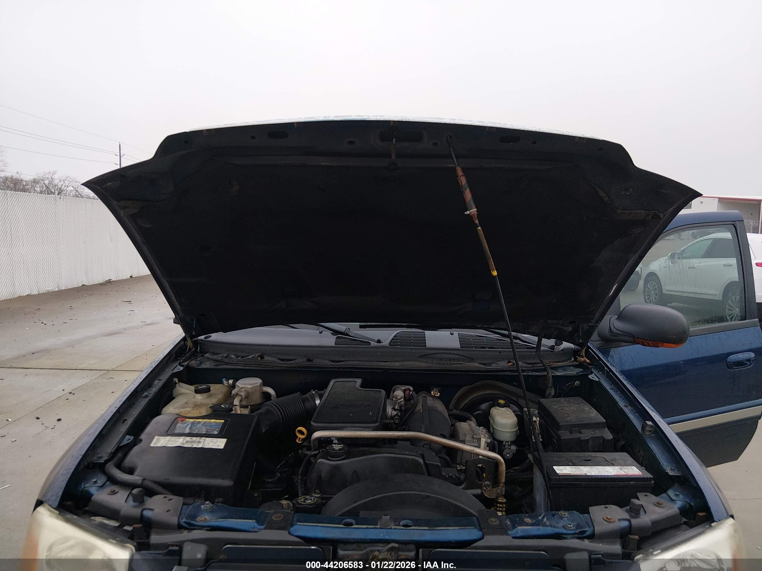GMC ENVOY image 10