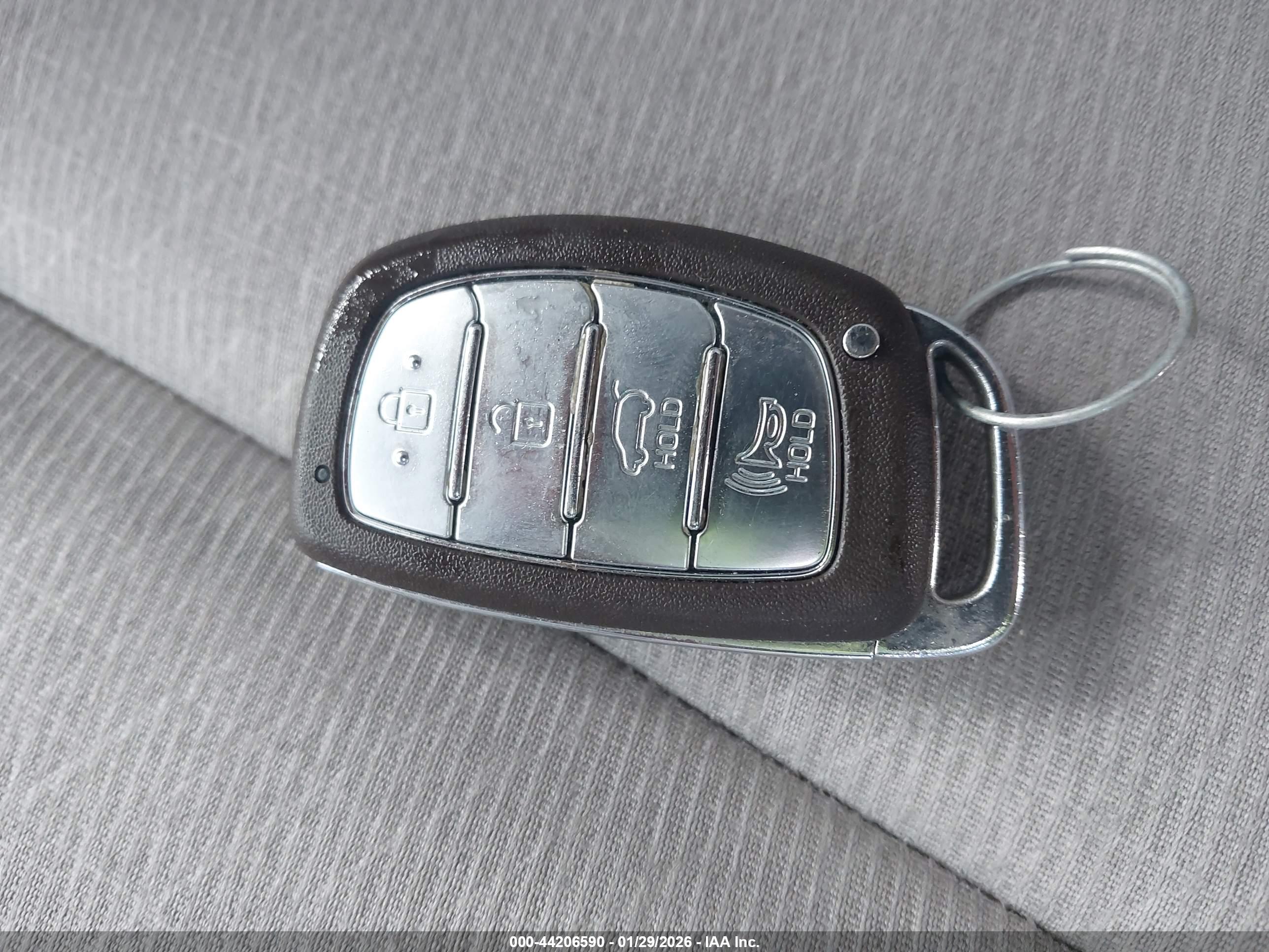 HYUNDAI TUCSON image 11
