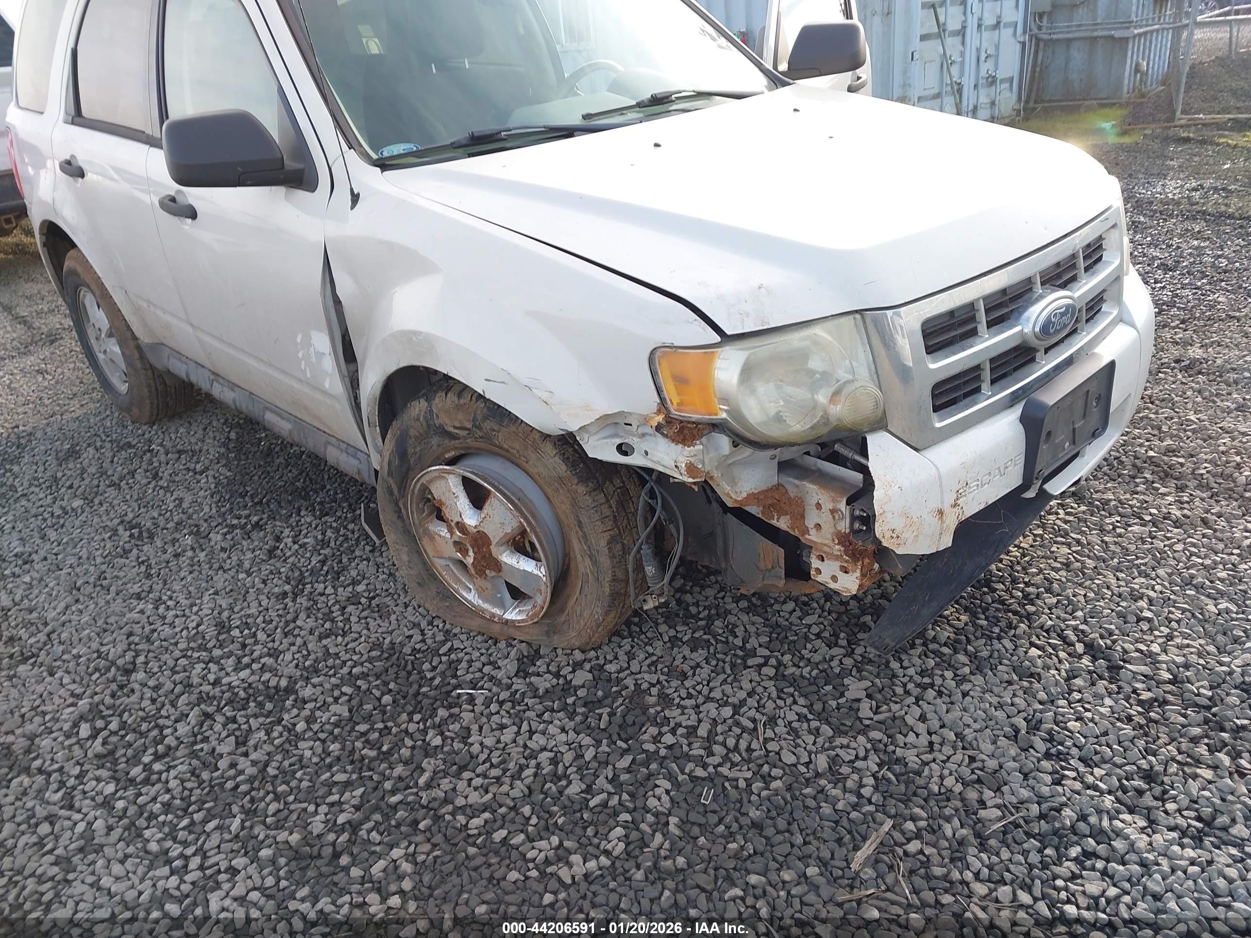 FORD ESCAPE image 6