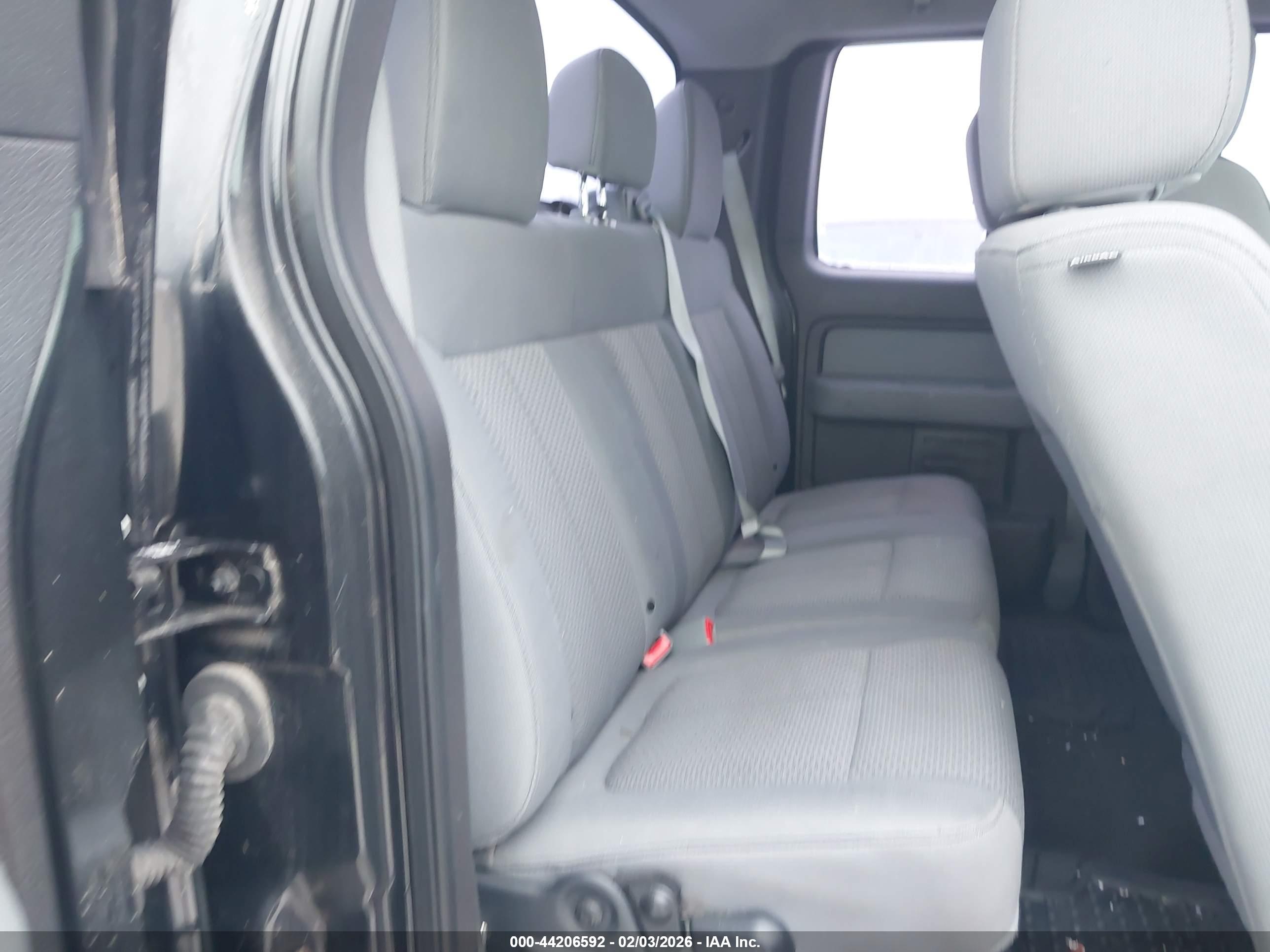 FORD F-150 image 8