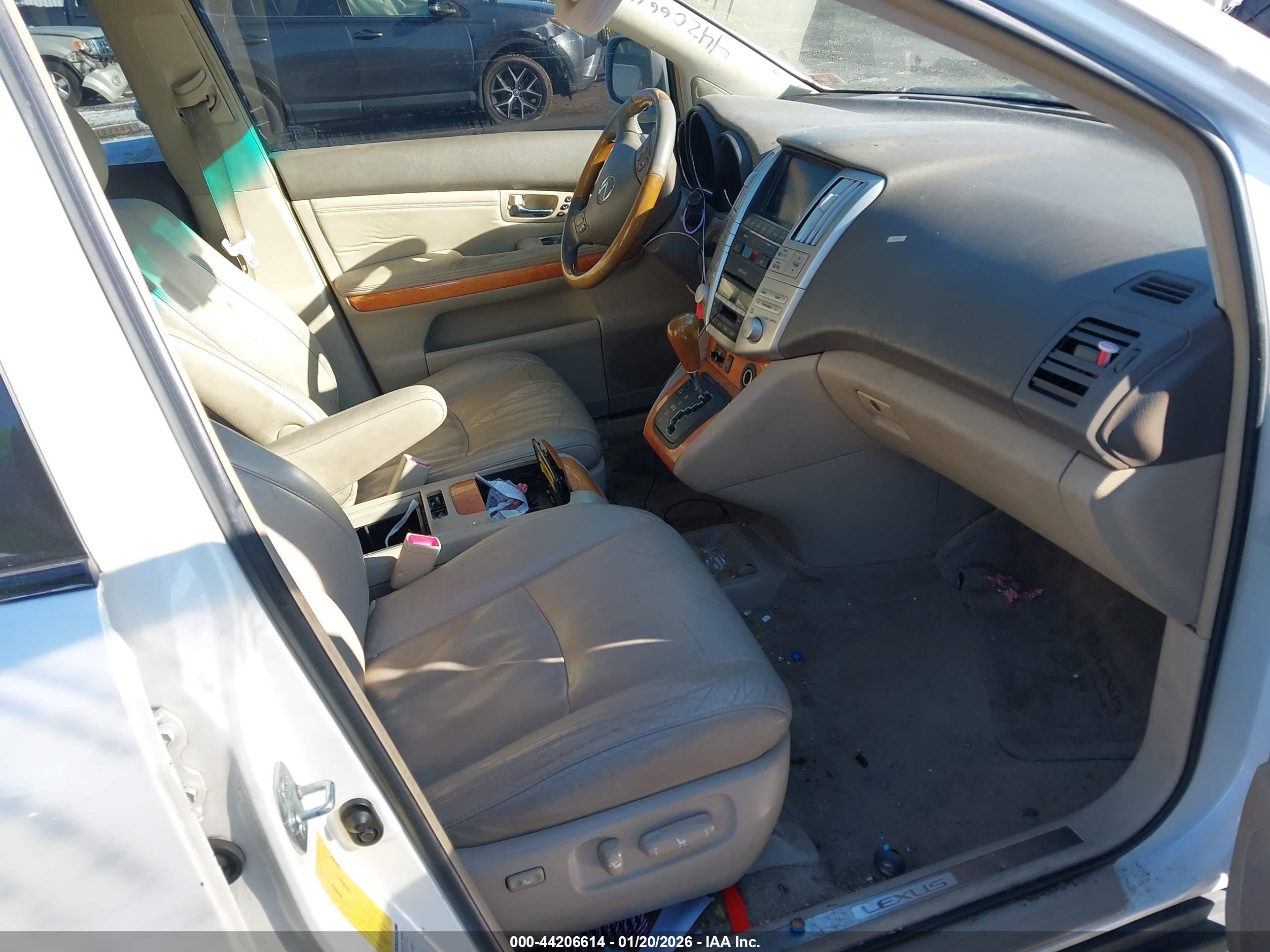 LEXUS RX image 5