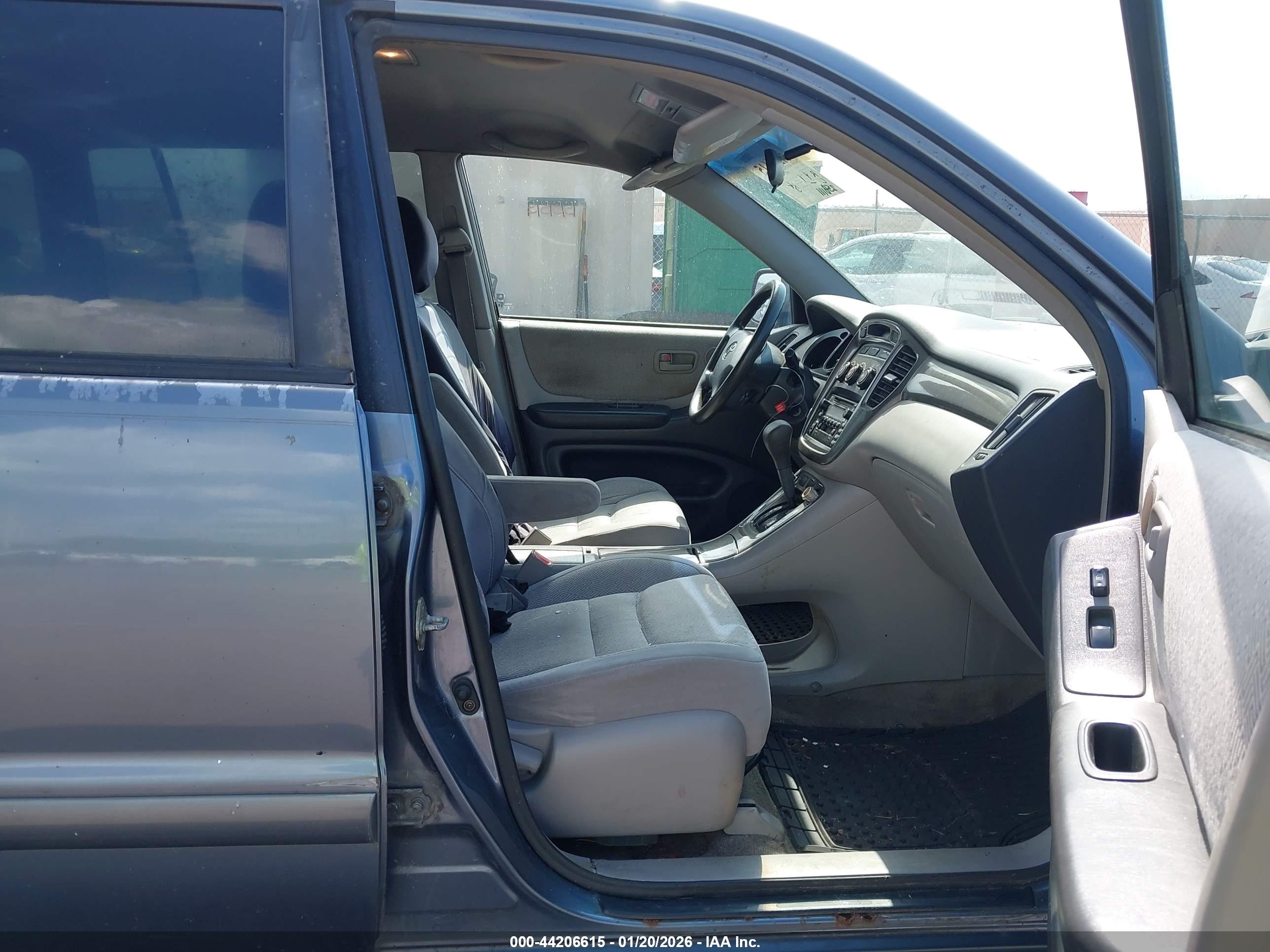 TOYOTA HIGHLANDER image 5