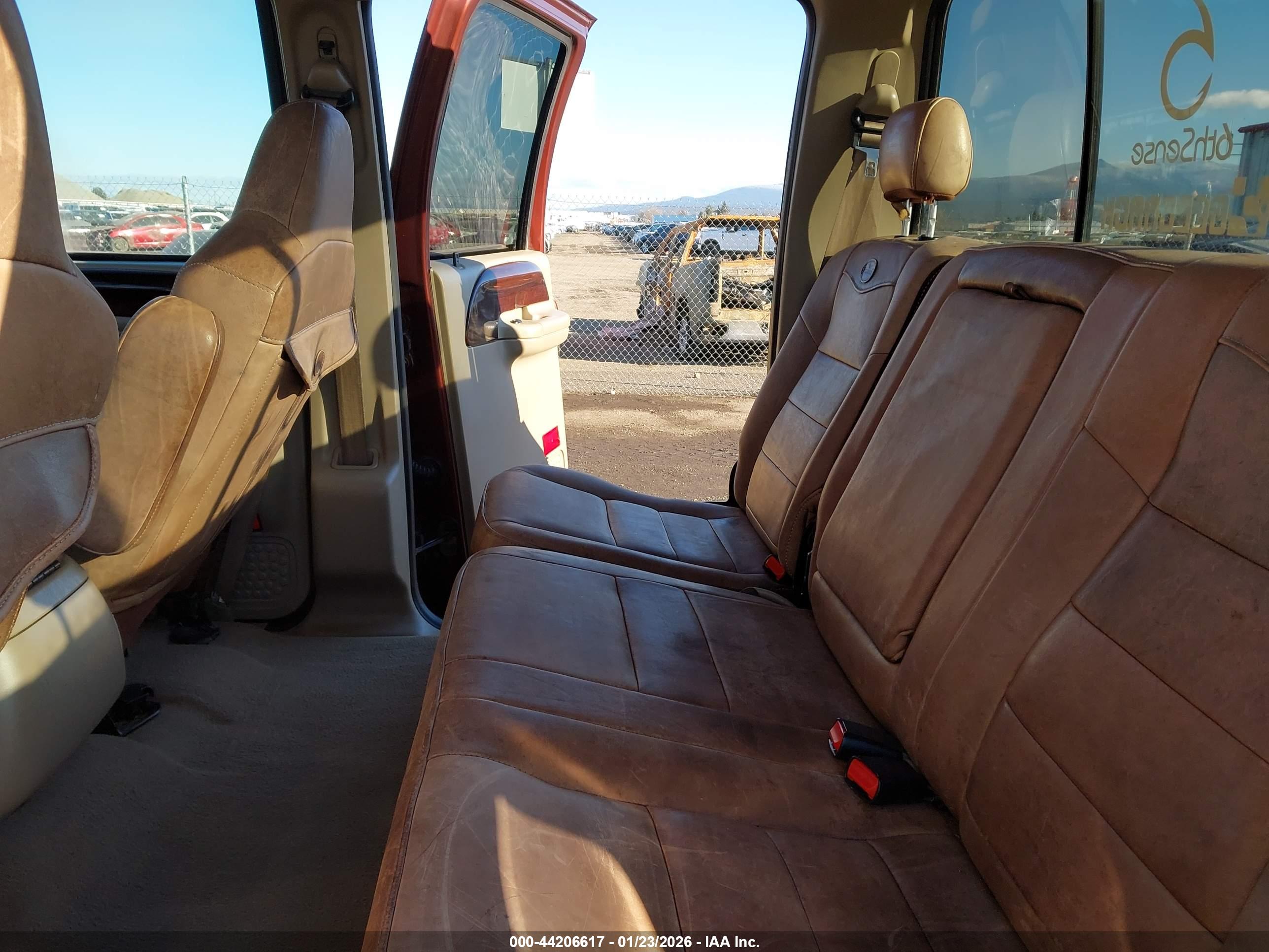 FORD F-350 image 7
