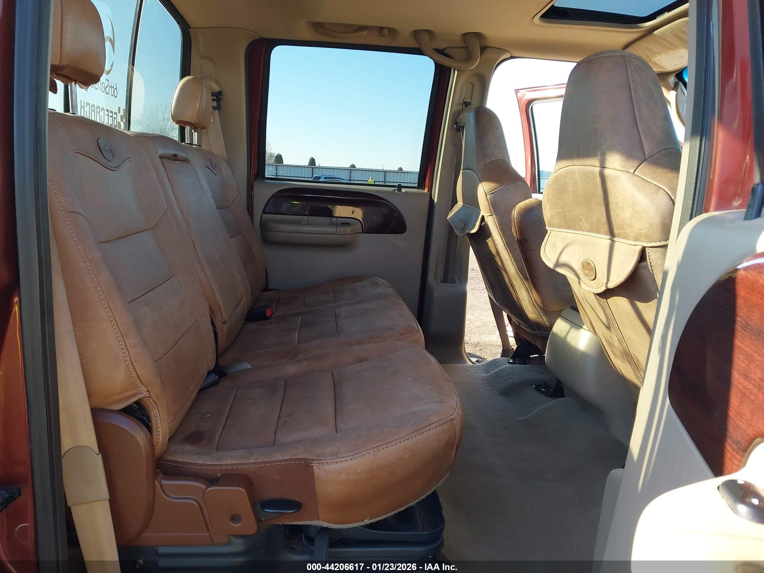 FORD F-350 image 8