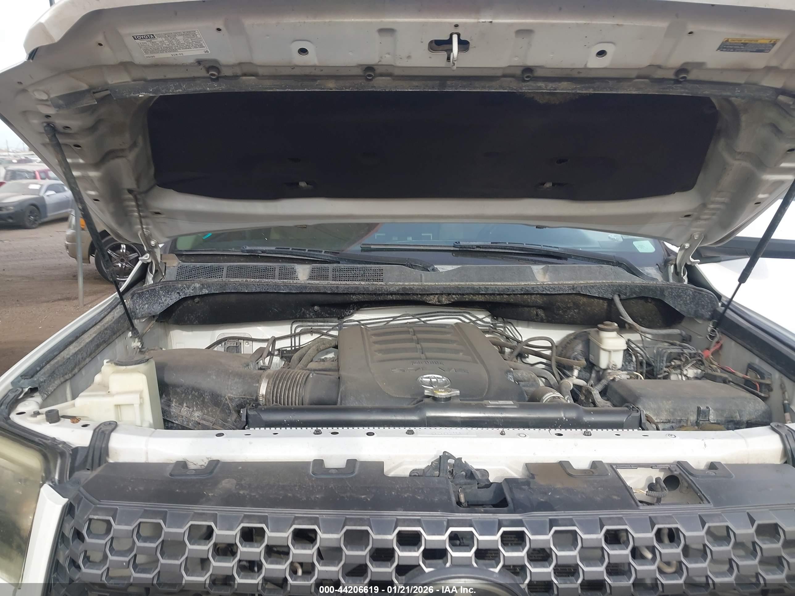 TOYOTA TUNDRA image 10