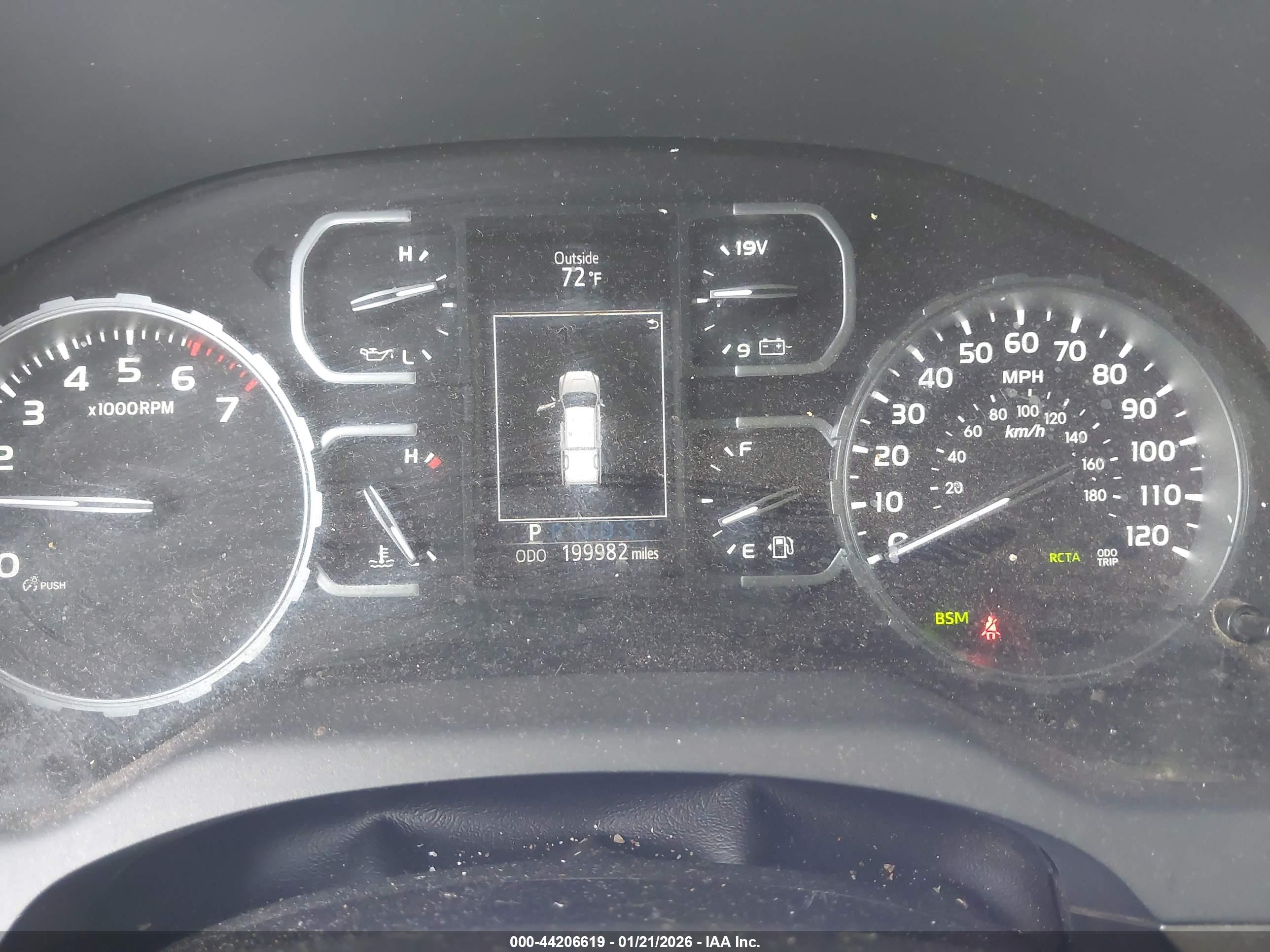 TOYOTA TUNDRA image 7