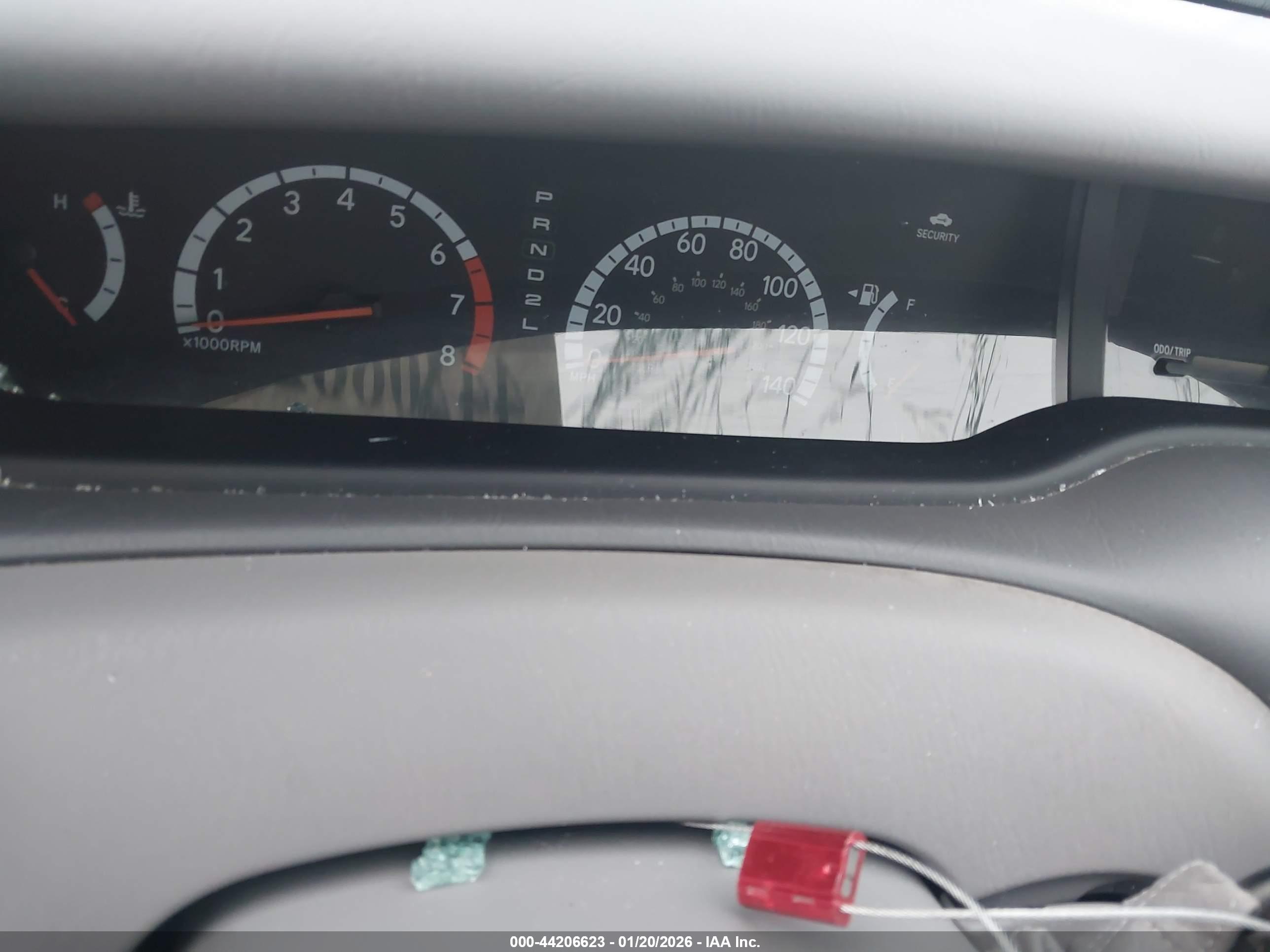 TOYOTA AVALON image 7