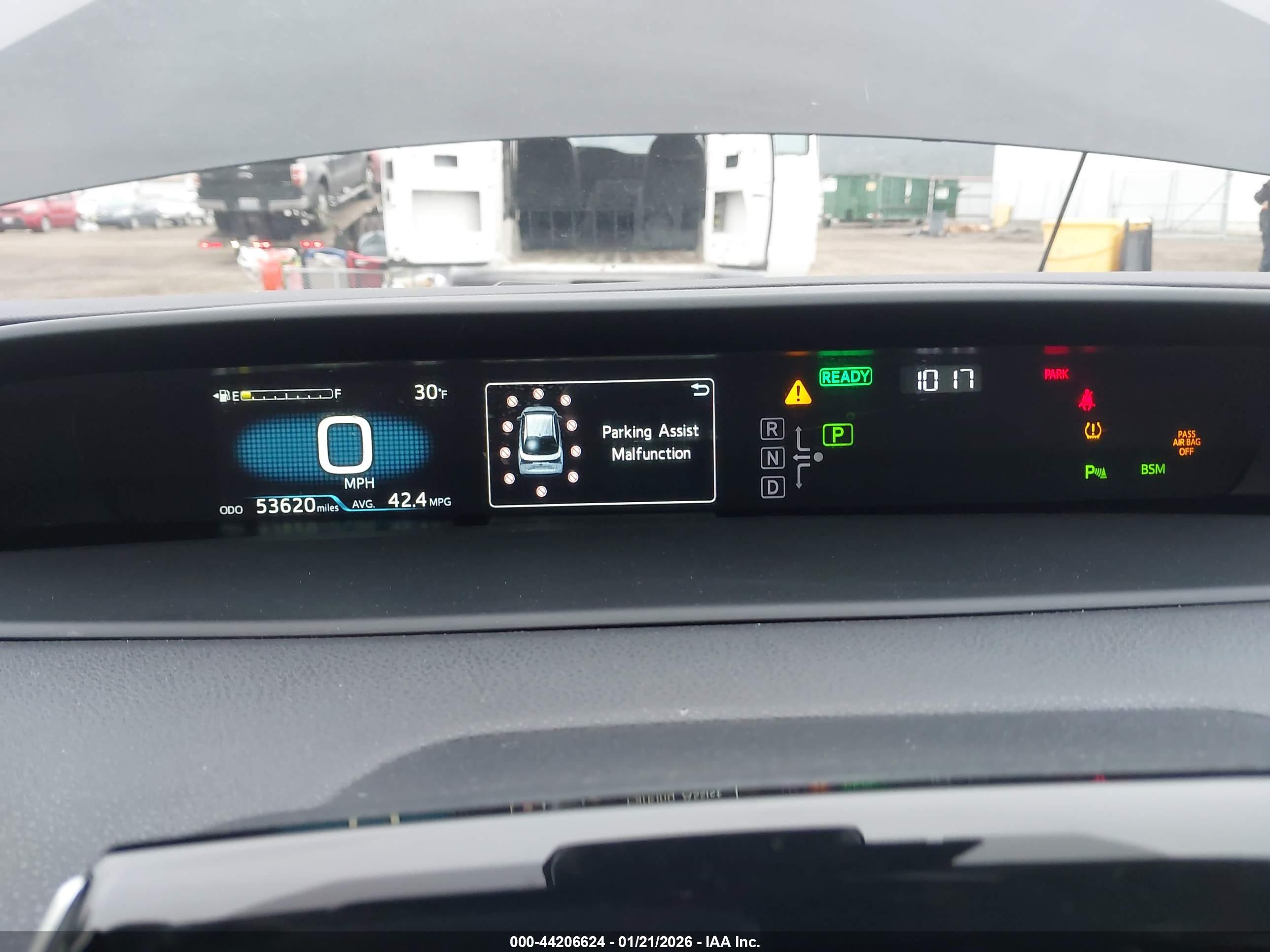 TOYOTA PRIUS image 7
