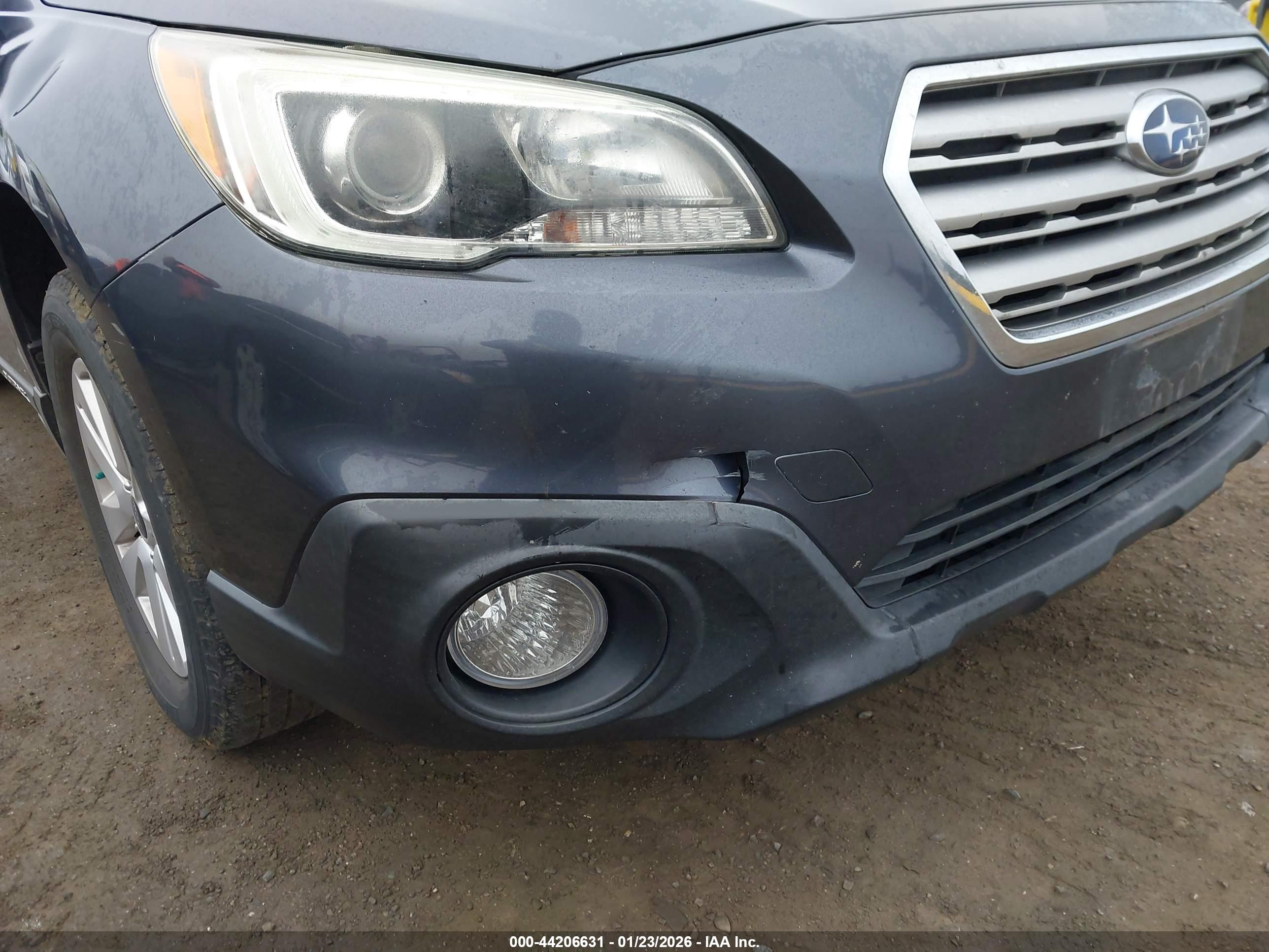 SUBARU OUTBACK image 6