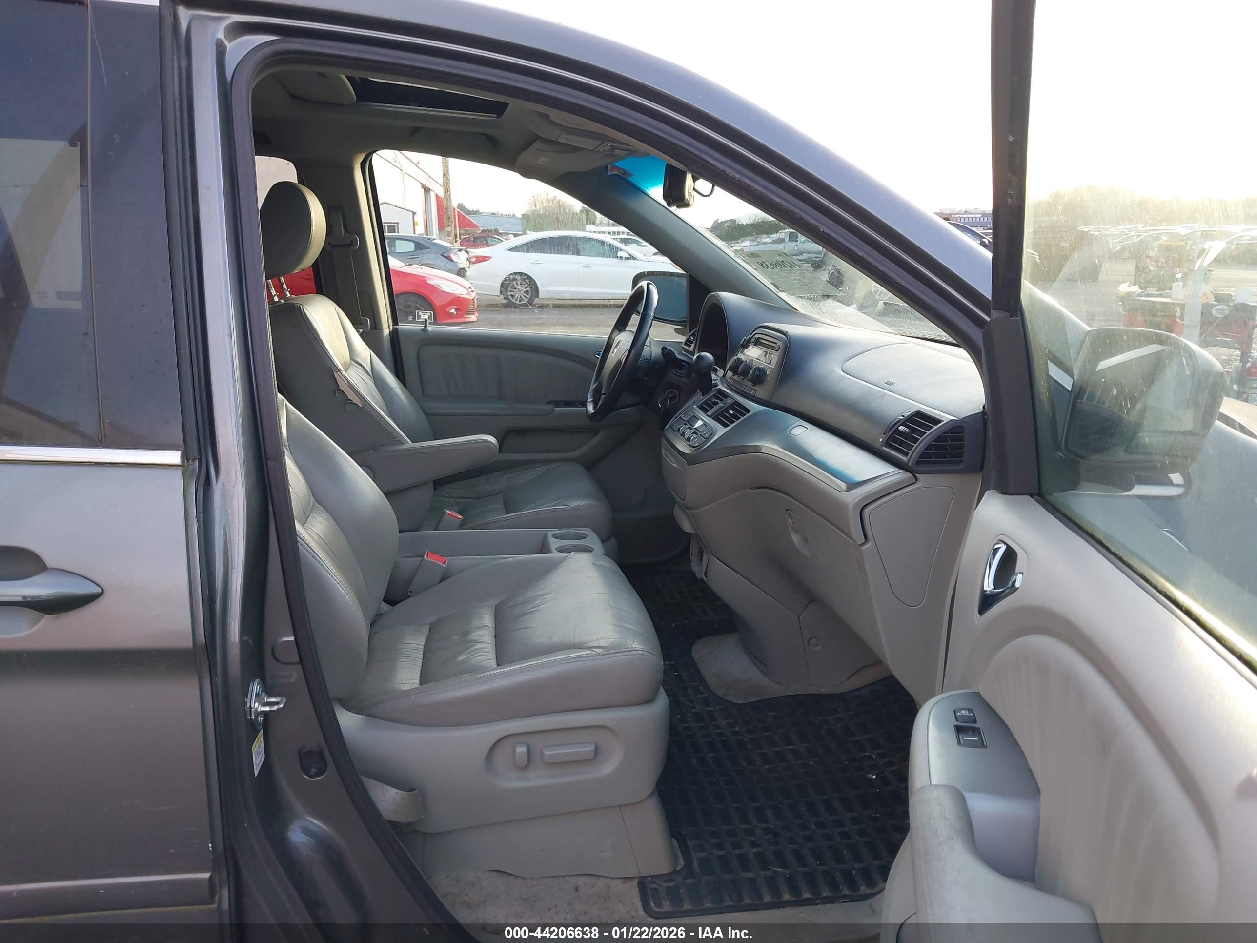 HONDA ODYSSEY image 5