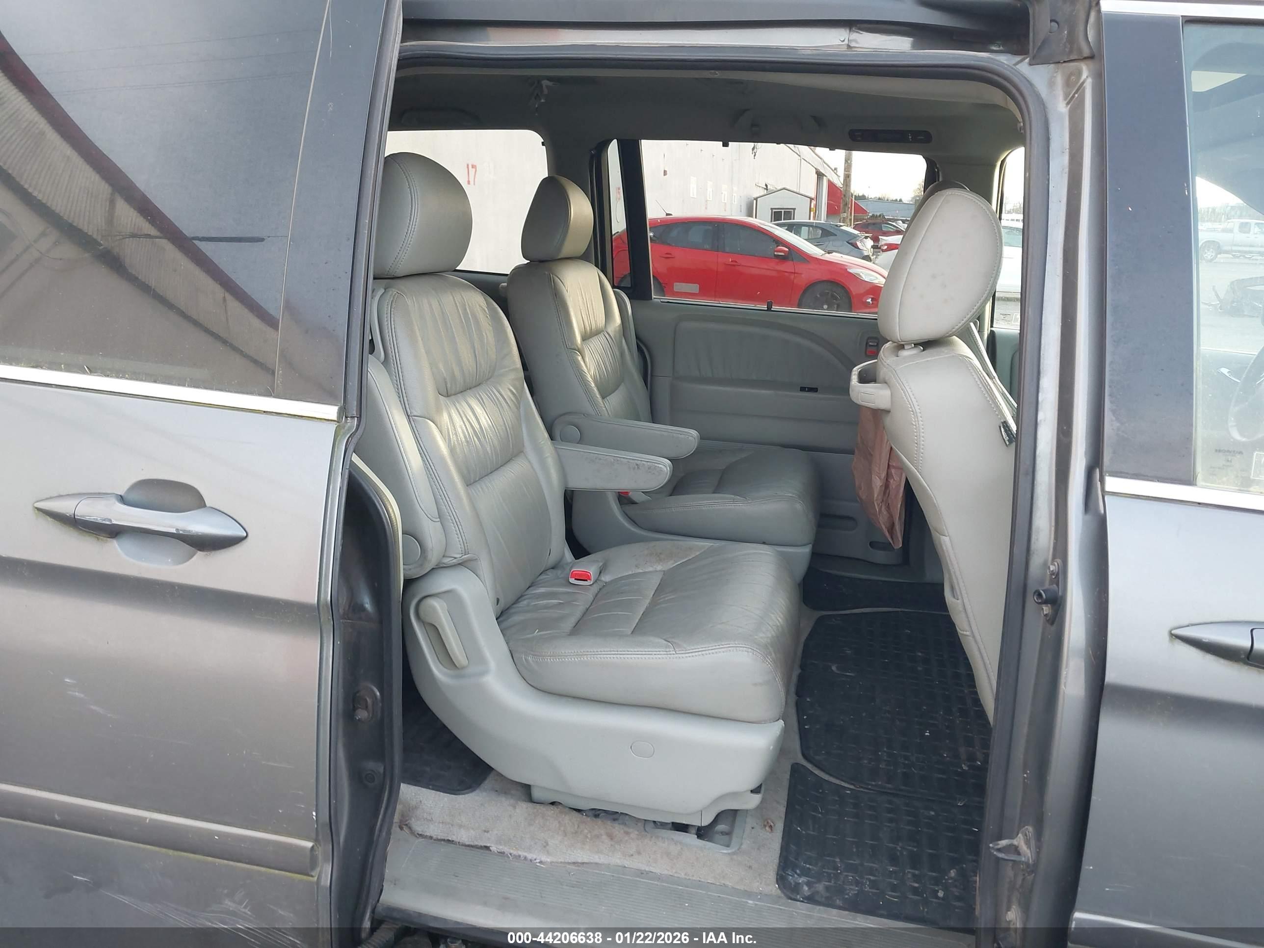 HONDA ODYSSEY image 8