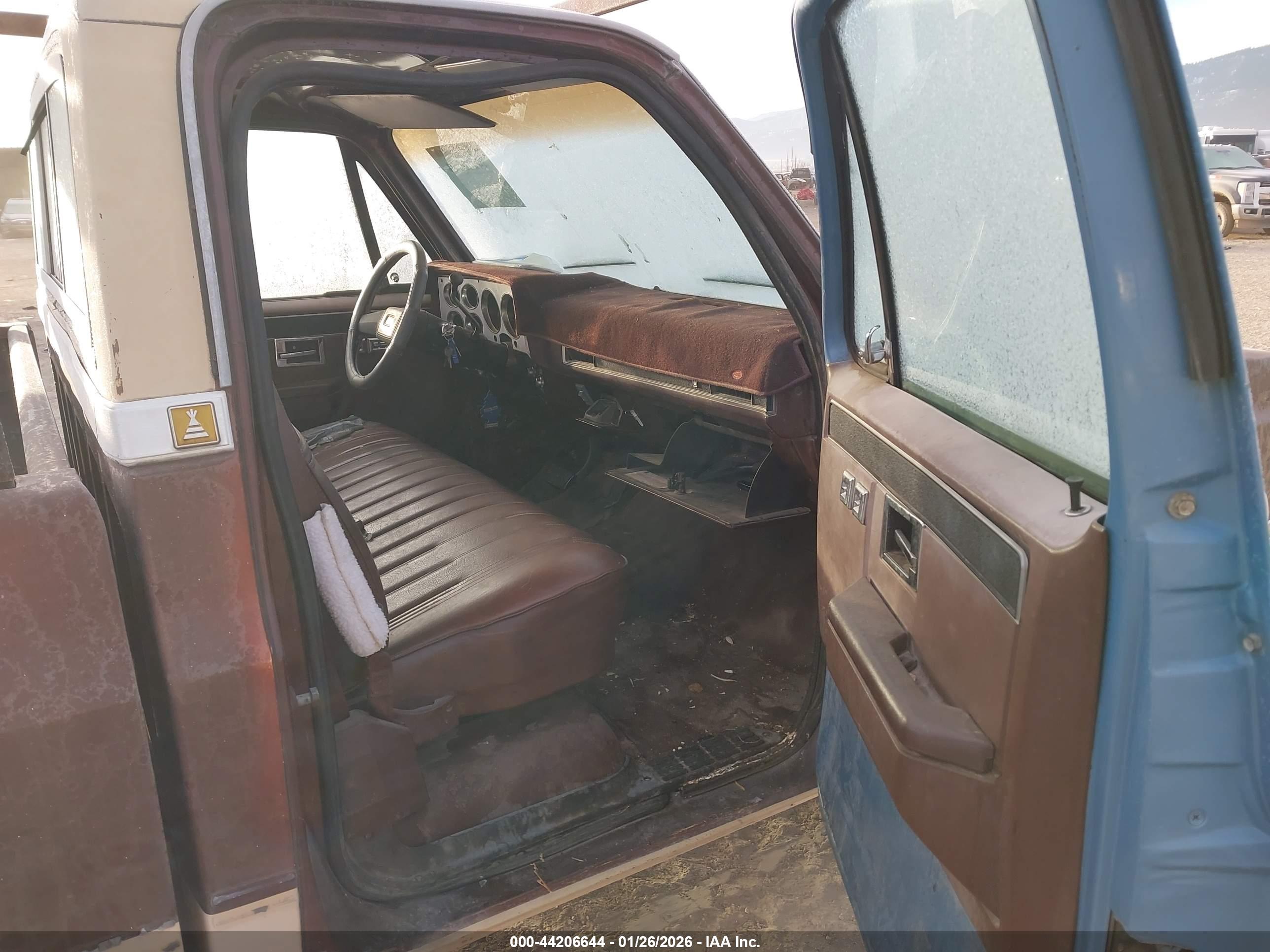 CHEVROLET C20 image 5
