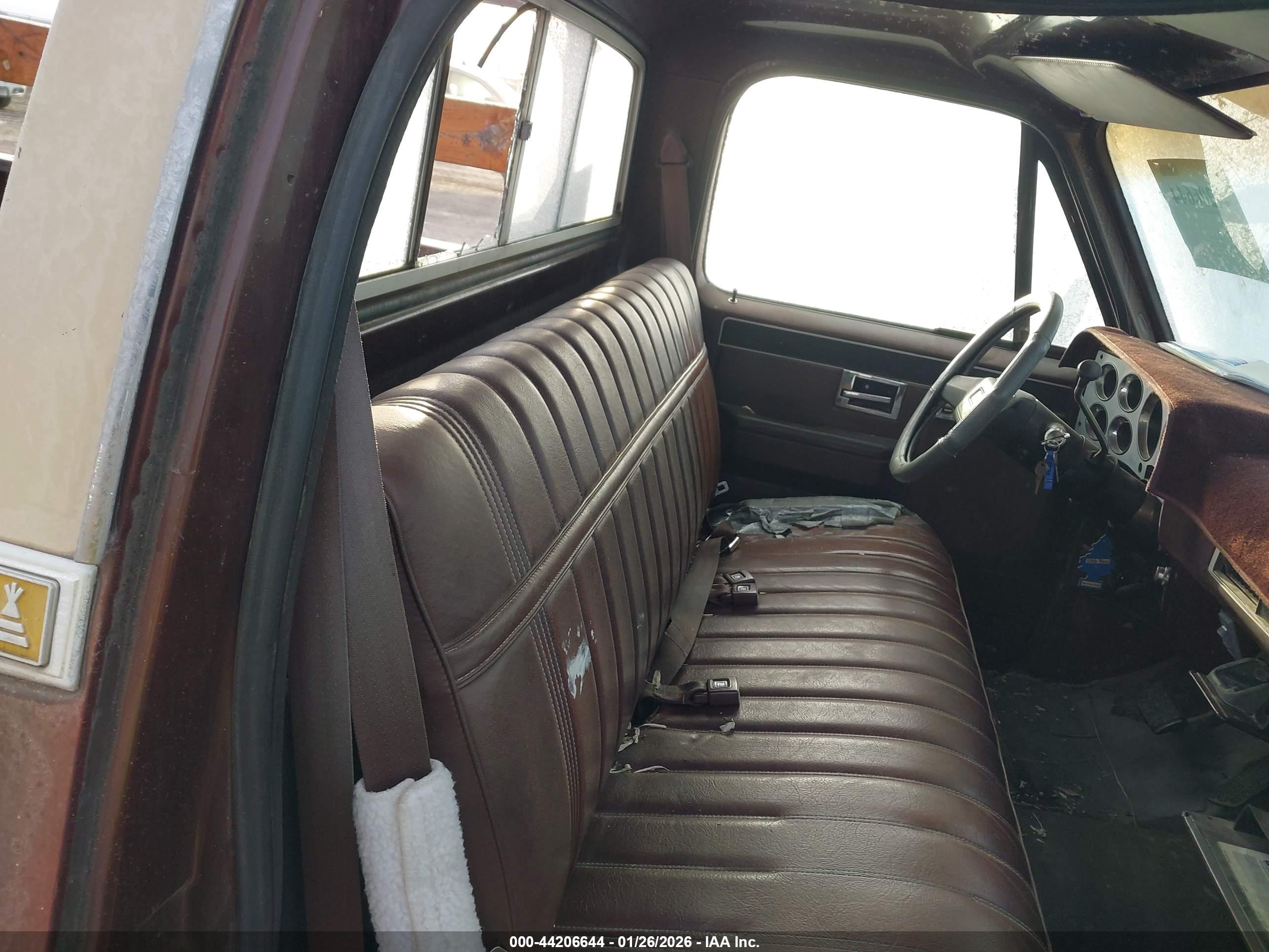 CHEVROLET C20 image 8