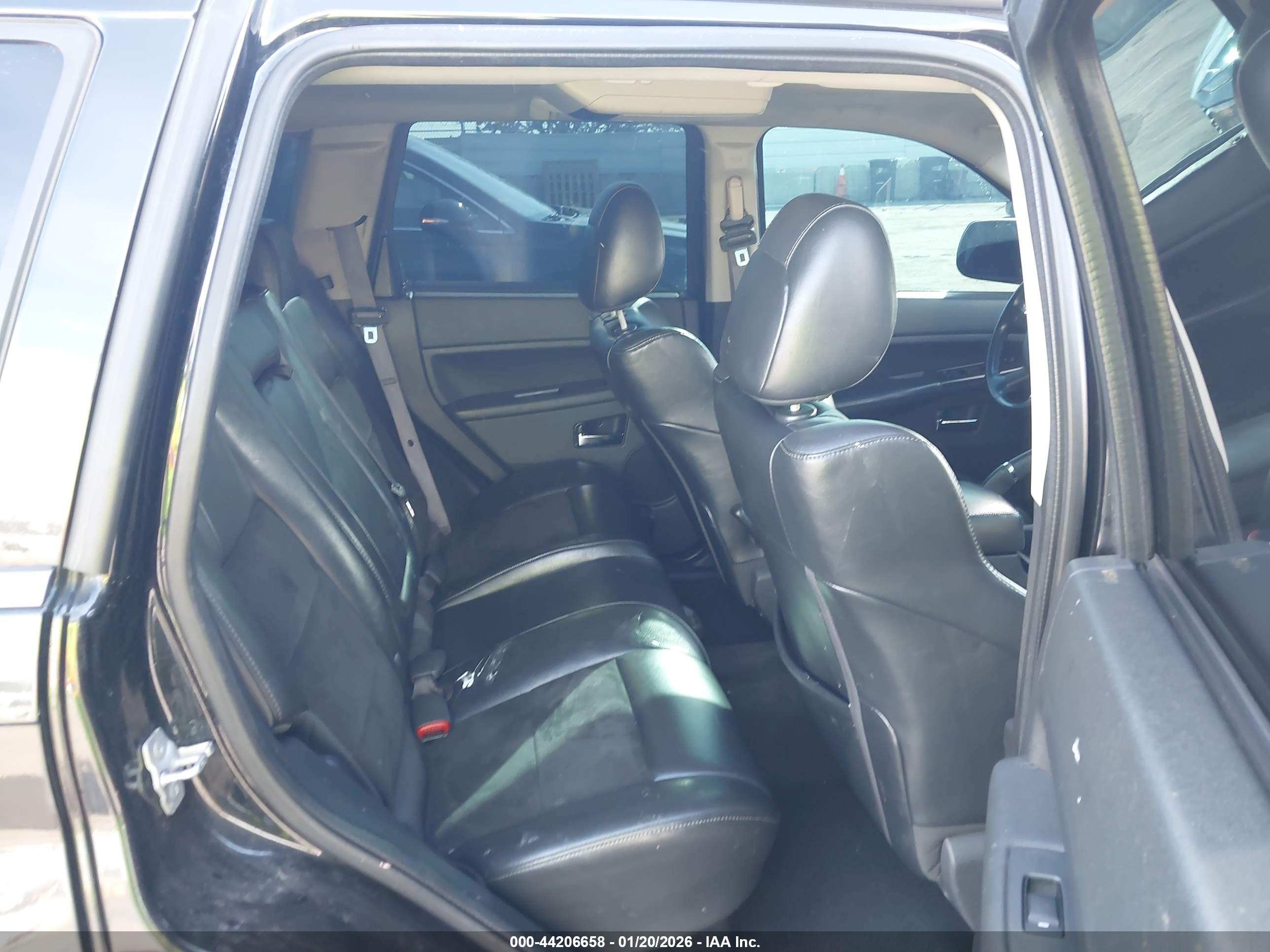 JEEP GRAND image 8