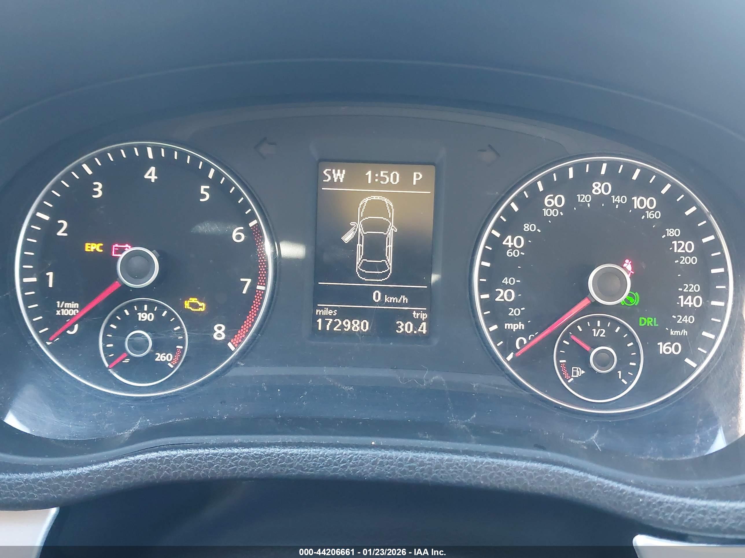 VOLKSWAGEN PASSAT image 7