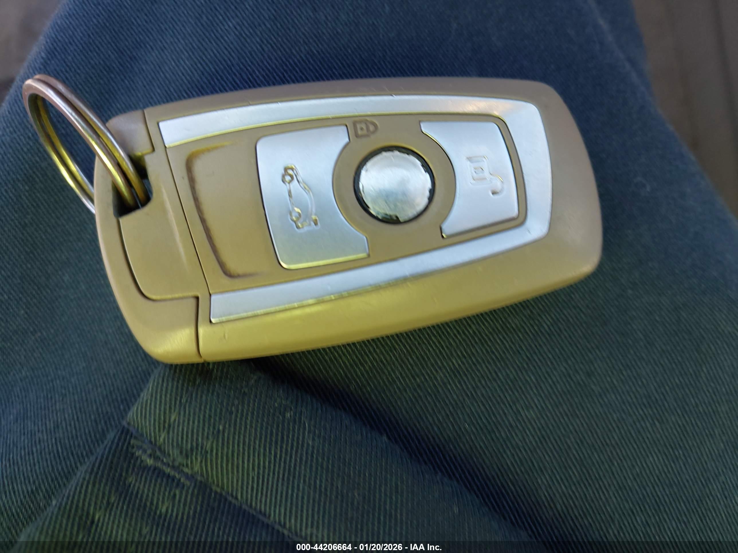 BMW 328I image 11