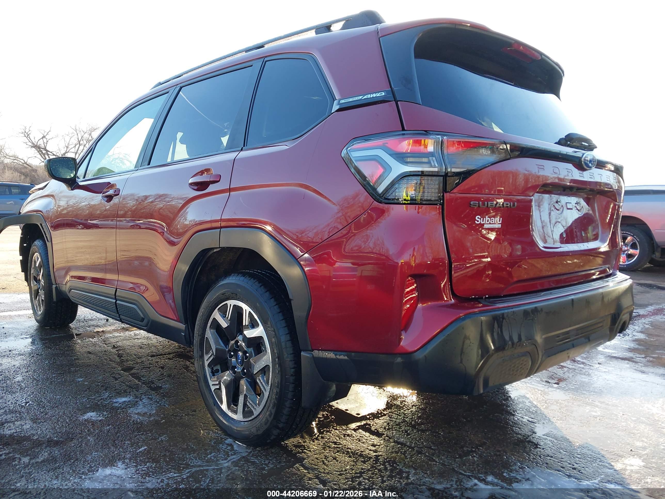 SUBARU FORESTER image 3