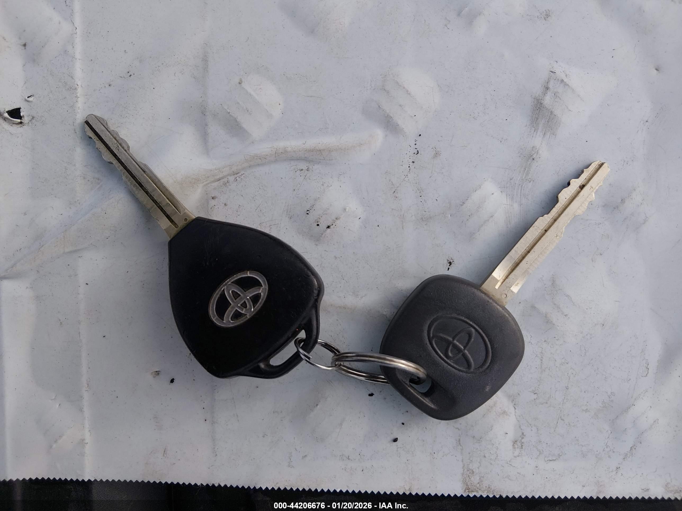 TOYOTA COROLLA image 11