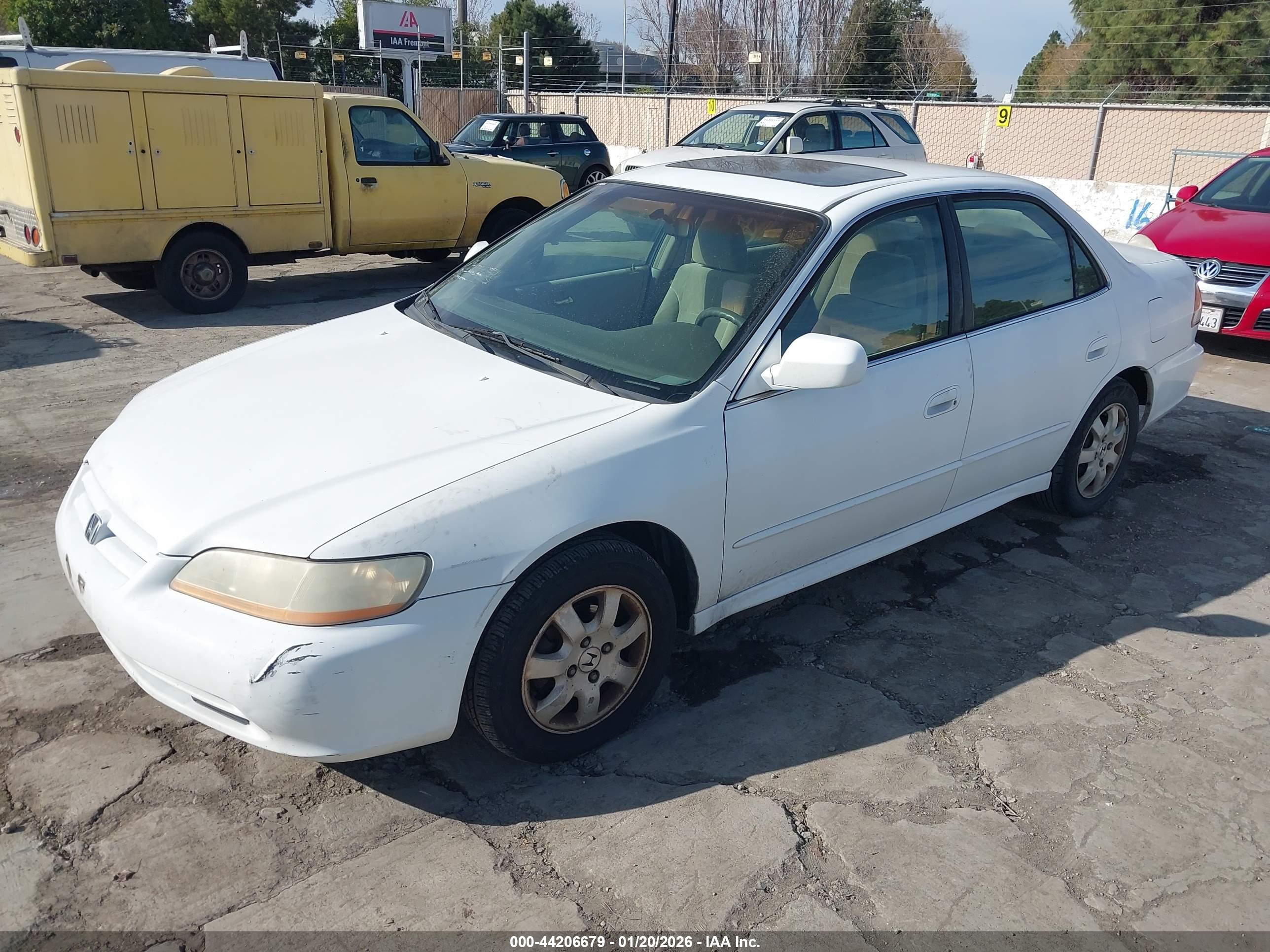 HONDA ACCORD image 2