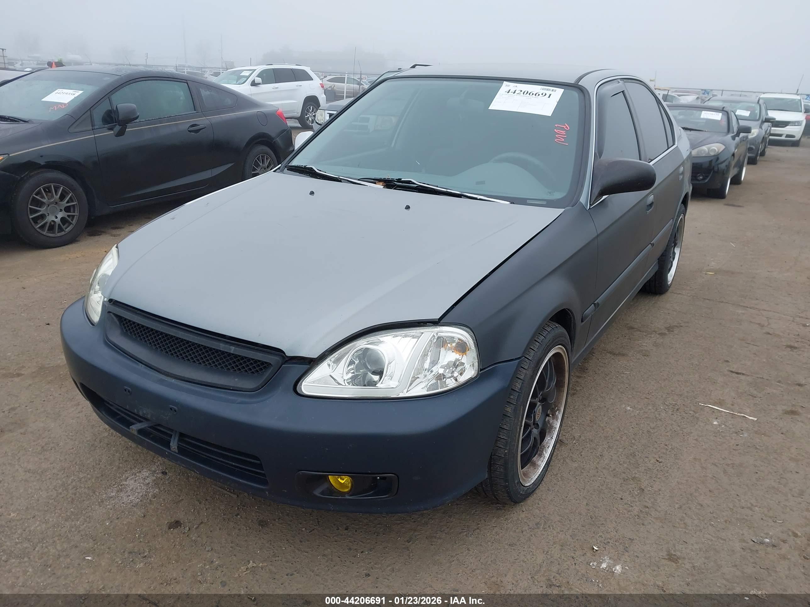 HONDA CIVIC image 2