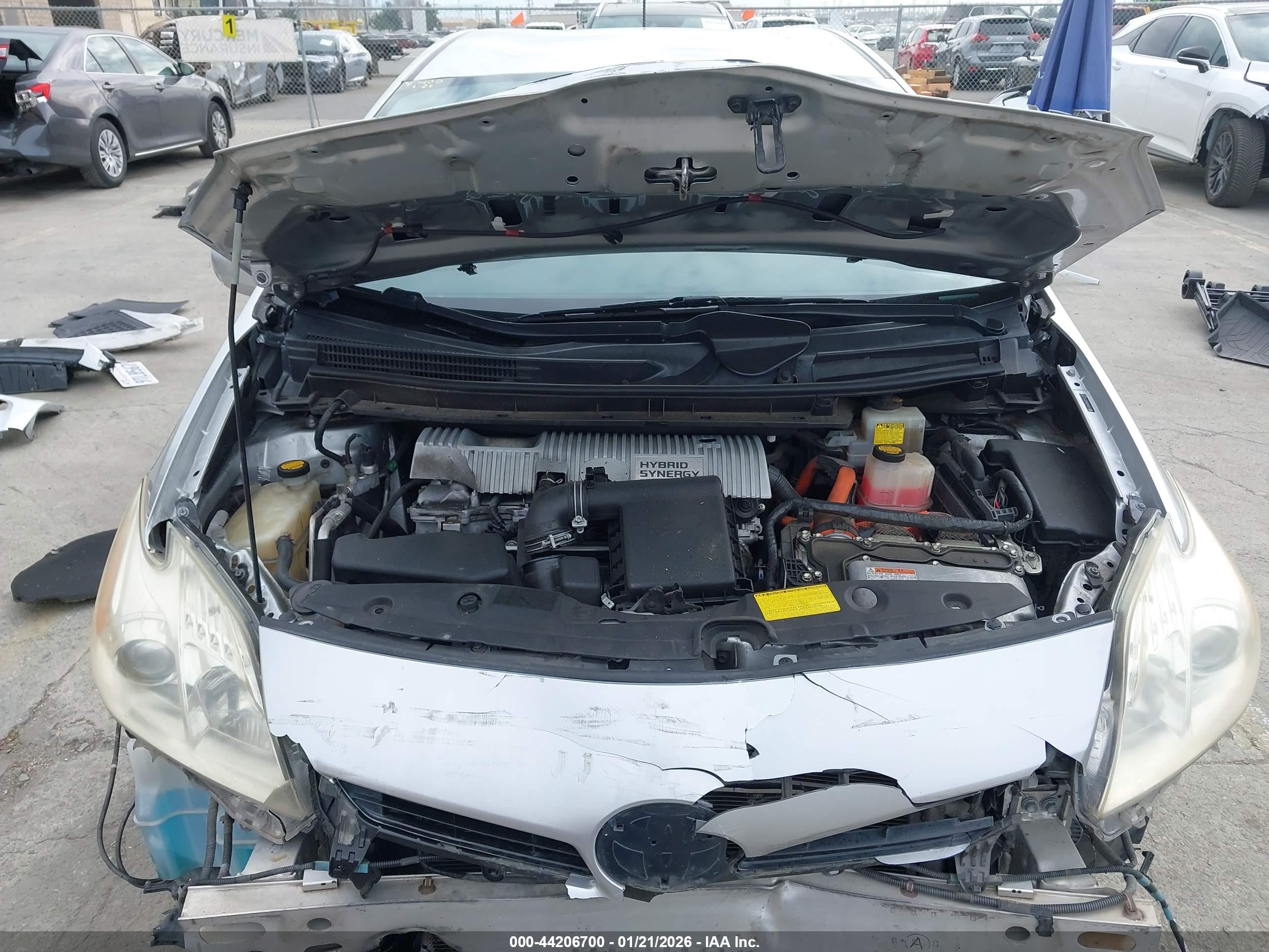 TOYOTA PRIUS image 10
