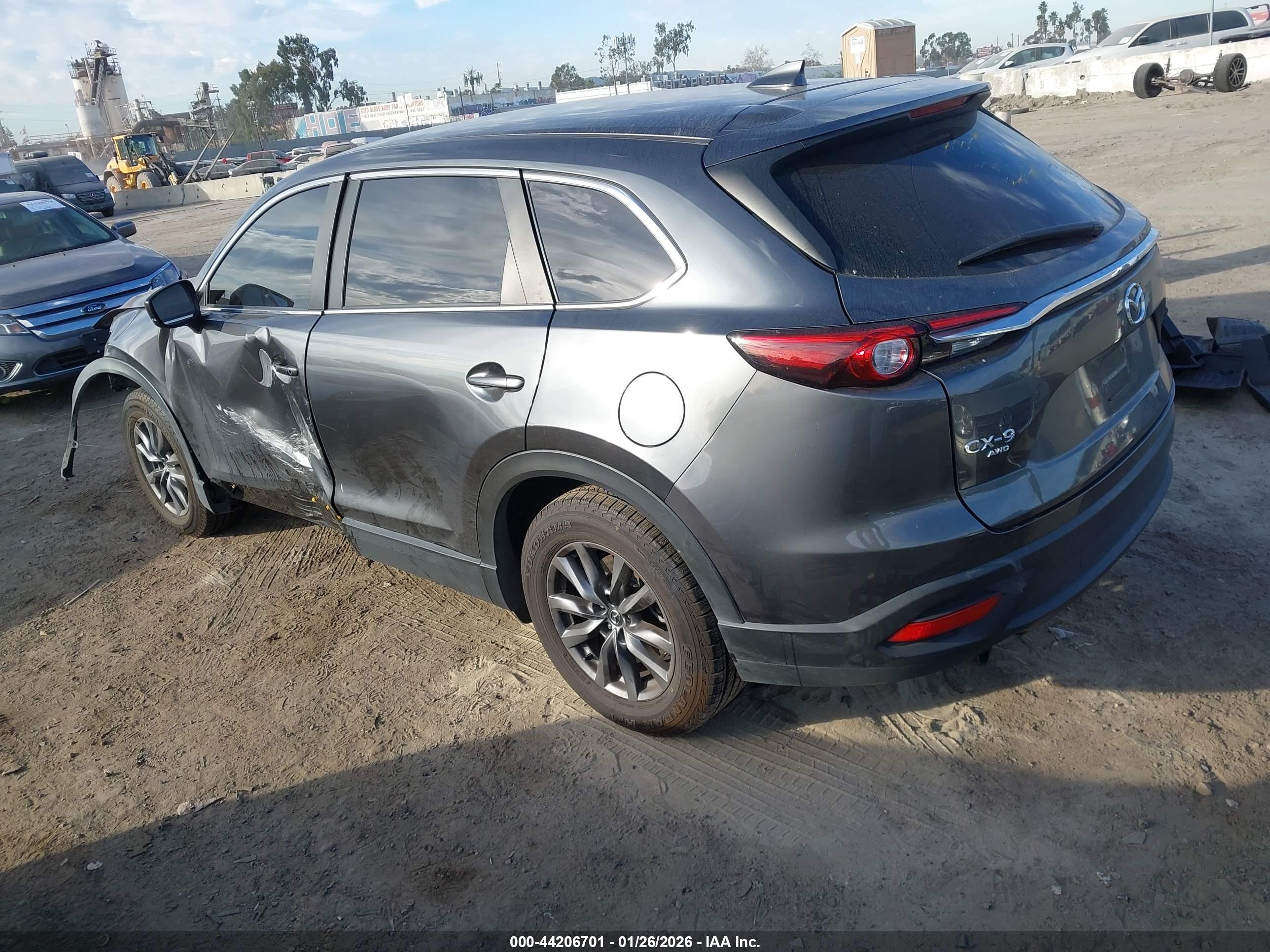 MAZDA CX-9 image 3